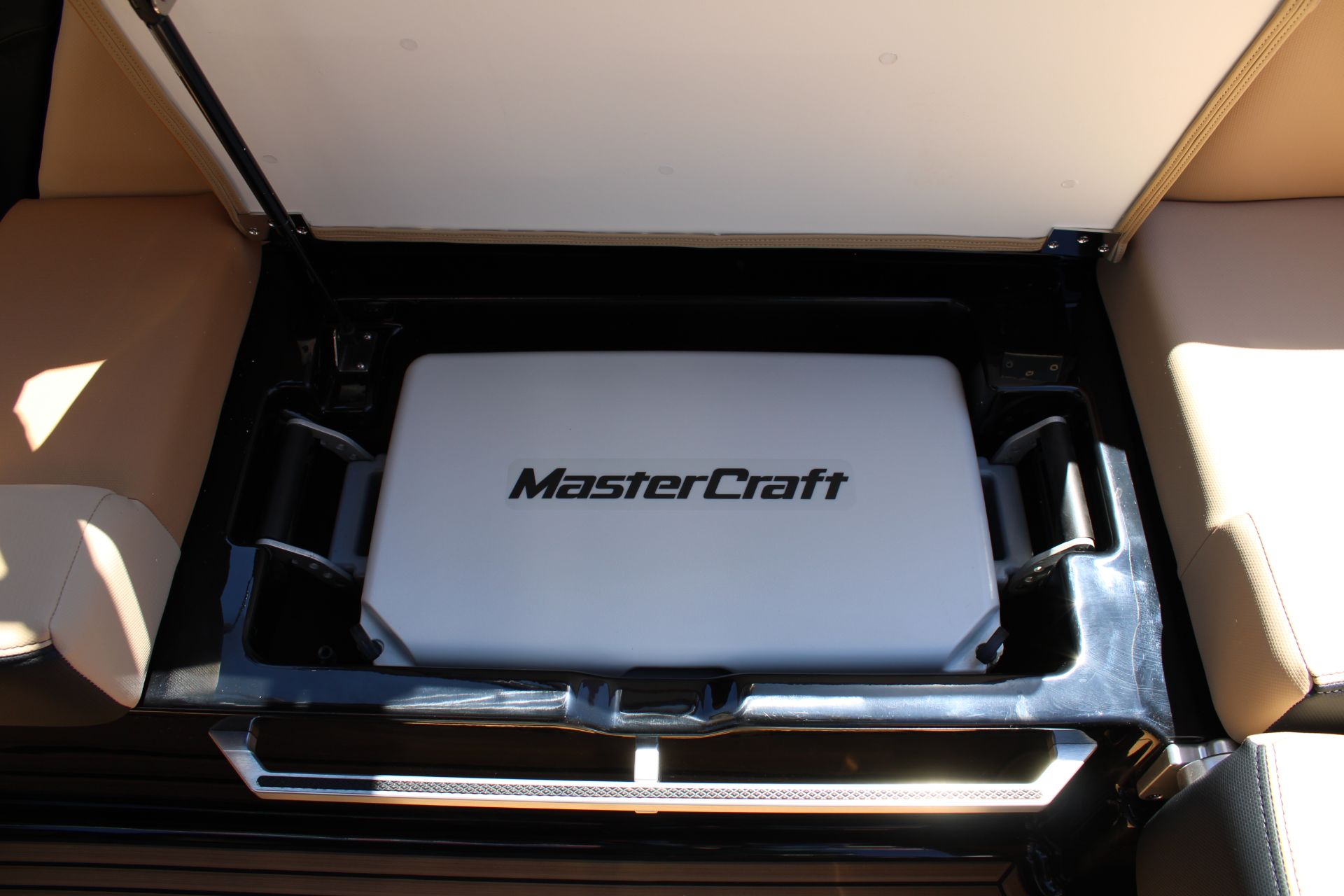2022 Mastercraft X22 in Madera, California - Photo 24
