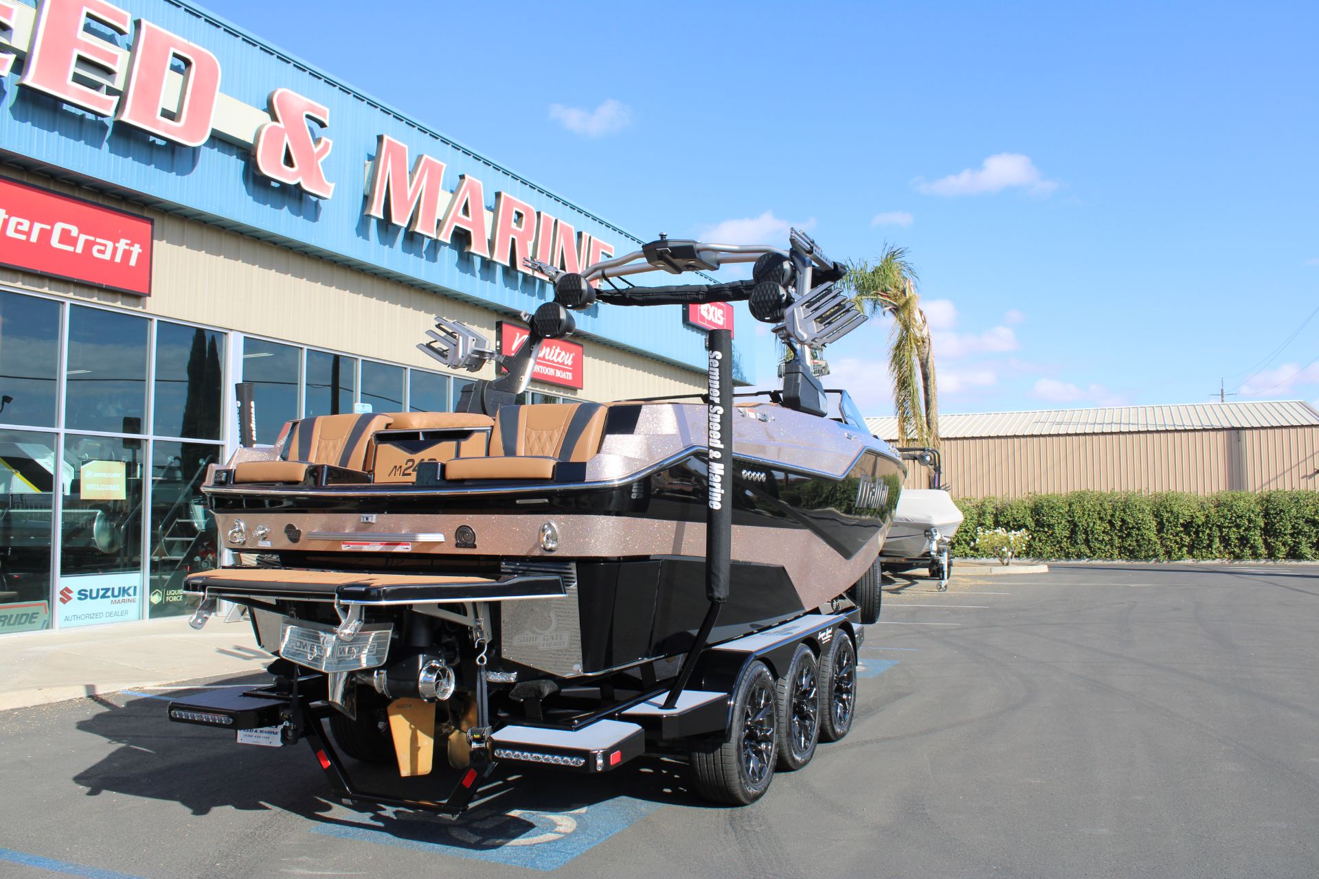 2025 Malibu M242 in Madera, California - Photo 2