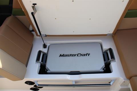 2022 Mastercraft XT23 Demo Boat in Madera, California - Photo 15