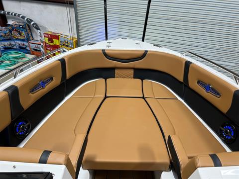 2022 Chaparral 28 Surf in Madera, California - Photo 9