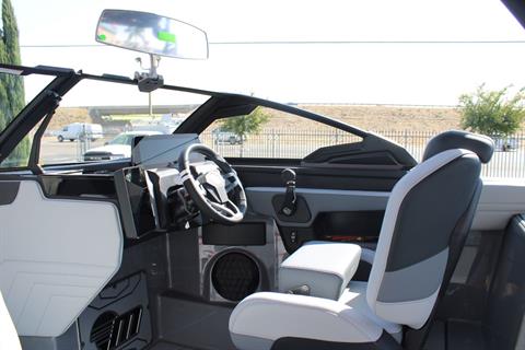 2025 Malibu 25 LSV in Madera, California - Photo 8