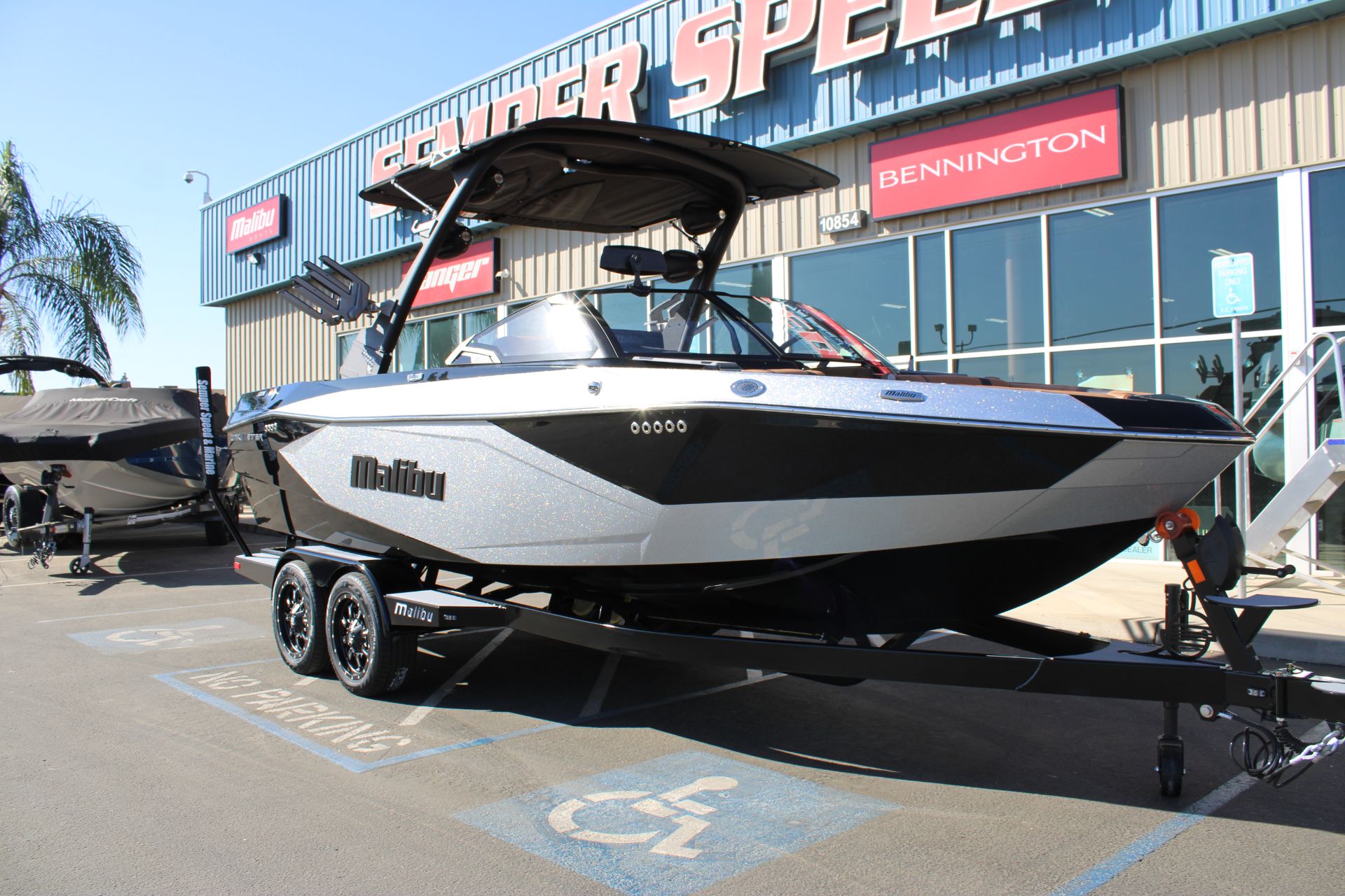 2025 Malibu Wakesetter 23LSV in Madera, California - Photo 2