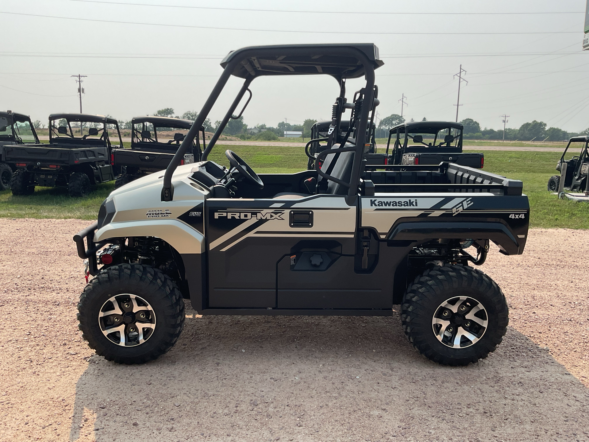 2025 Kawasaki MULE PRO-MX SE in O'Neill, Nebraska - Photo 6