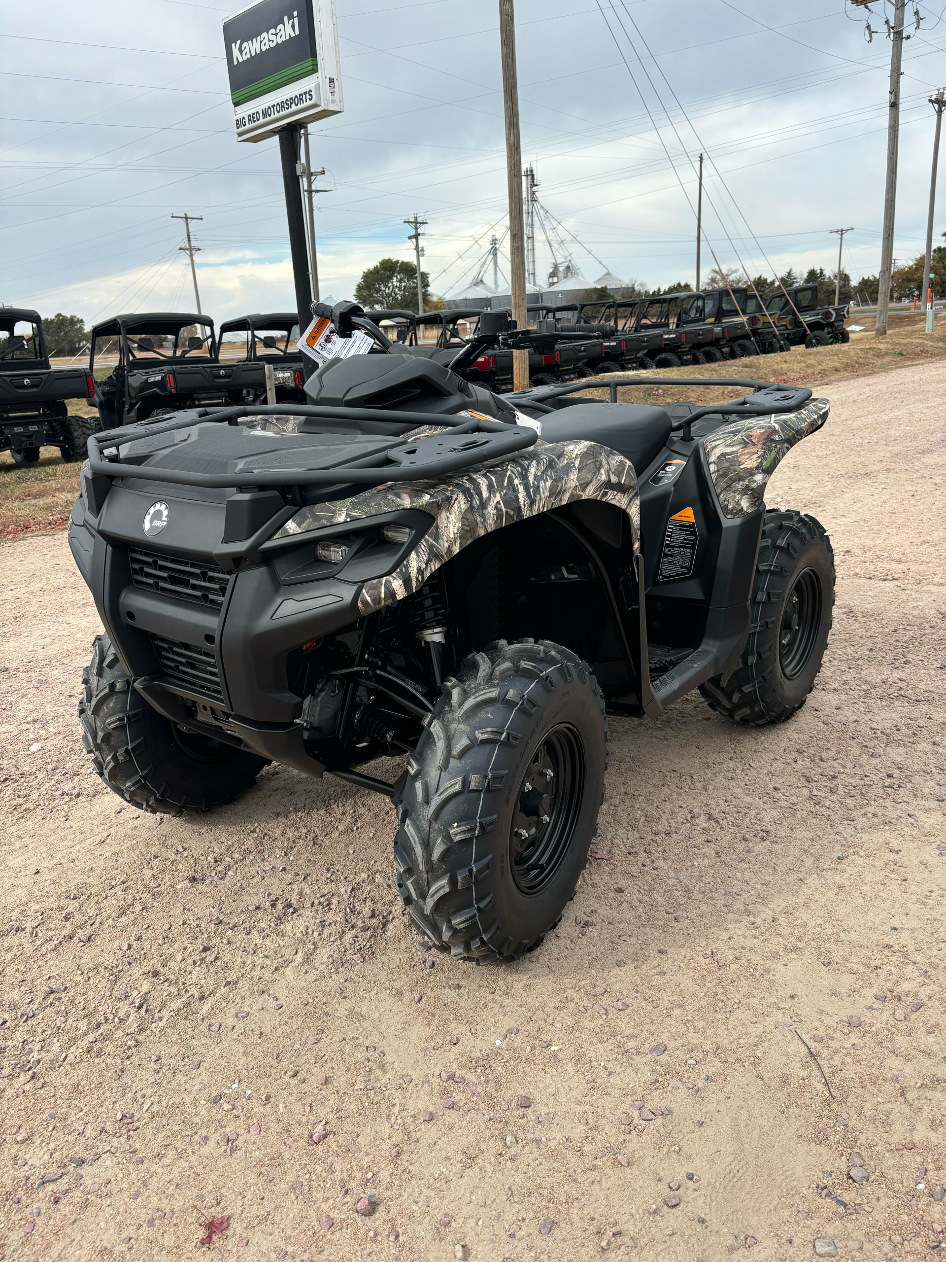 2025 Can-Am Outlander DPS 700 in O'Neill, Nebraska - Photo 6