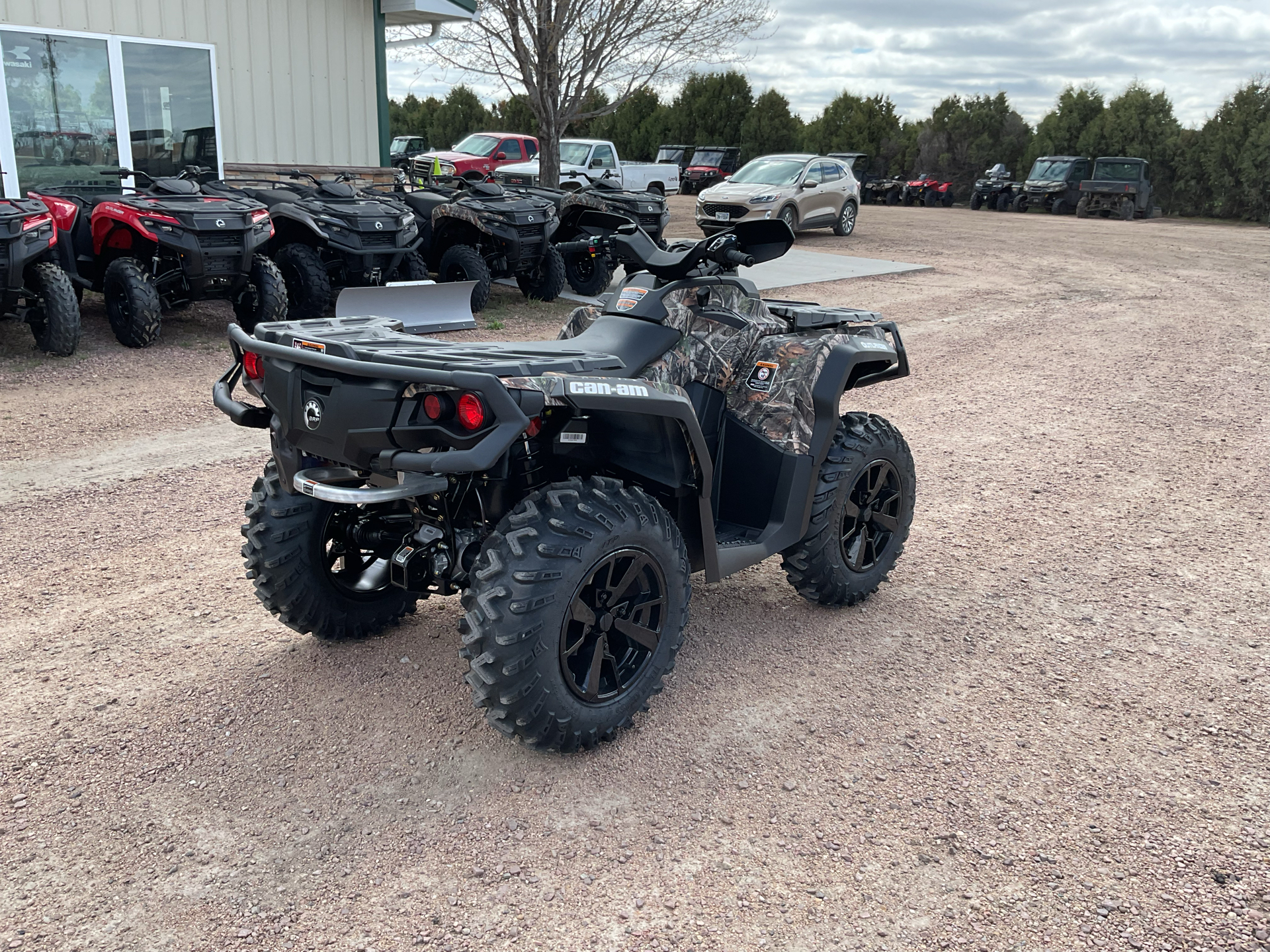 2024 Can-Am Outlander XT 1000R in O'Neill, Nebraska - Photo 2