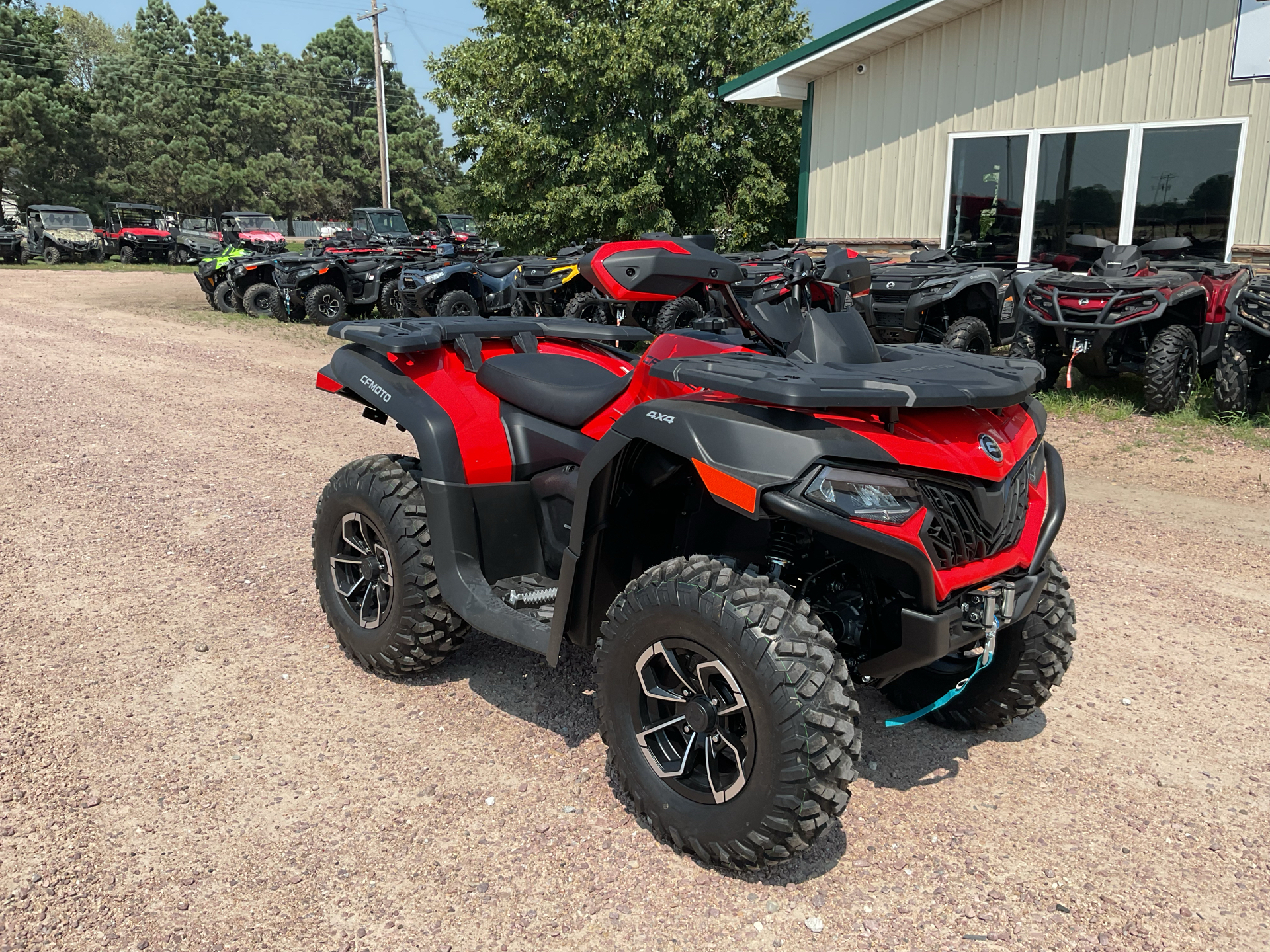 2024 CFMOTO CForce 600 in O'Neill, Nebraska - Photo 2