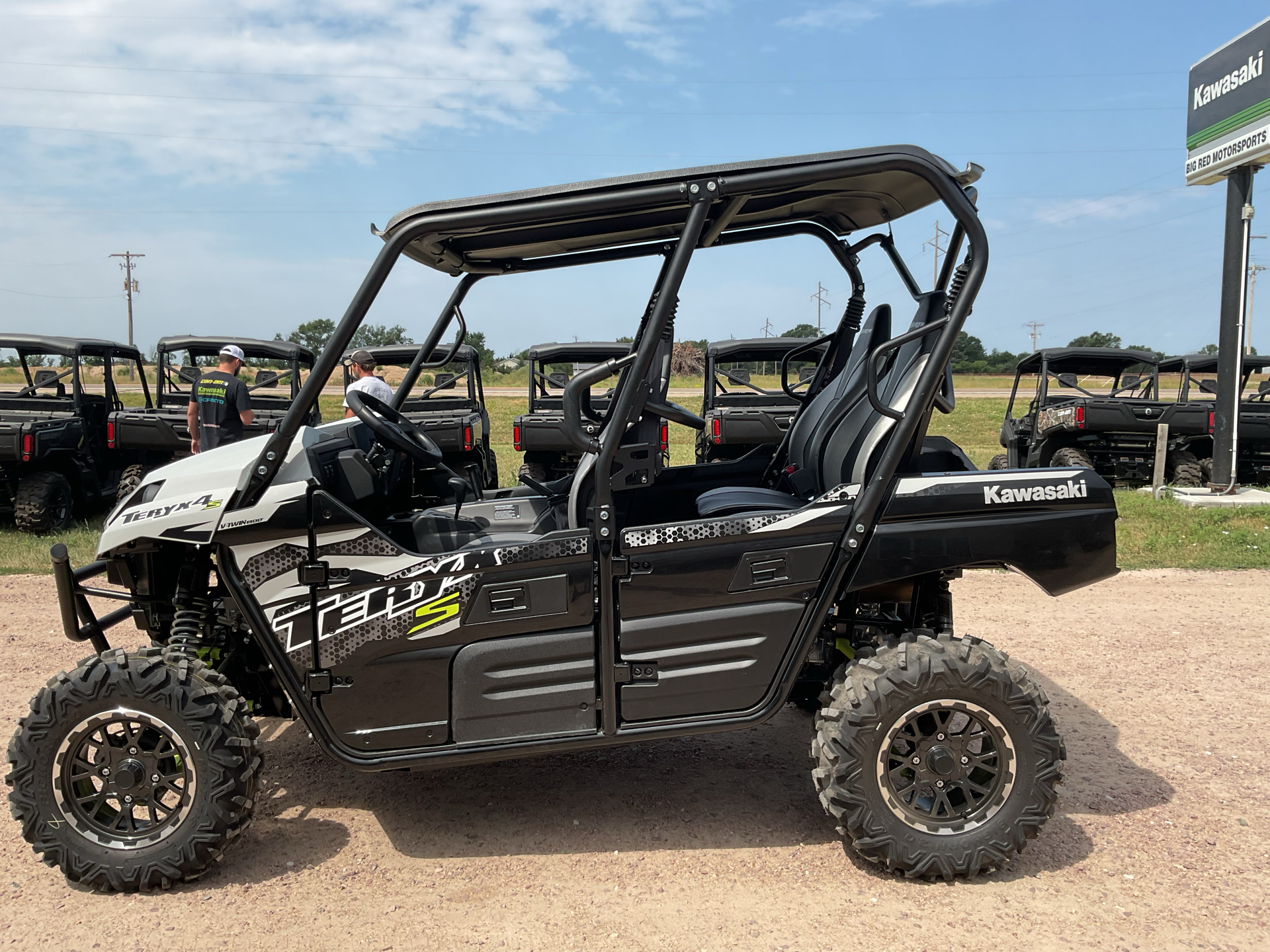 2025 Kawasaki Teryx4 S LE in O'Neill, Nebraska - Photo 5