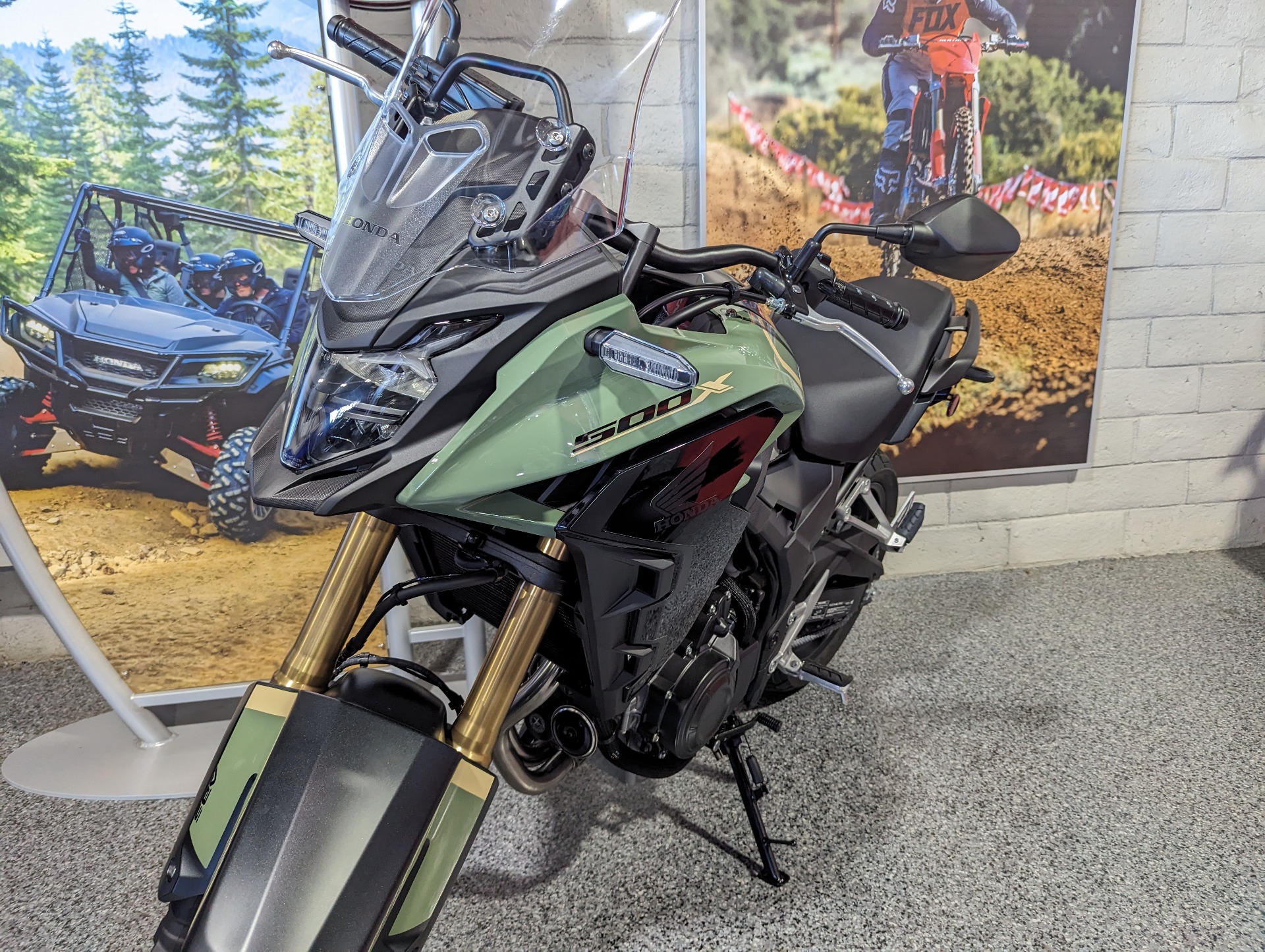 2023 Honda CB500X ABS in Sacramento, California - Photo 2