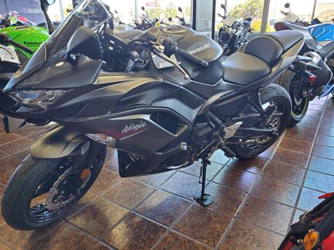 2022 Kawasaki Ninja 650 in Sacramento, California - Photo 3