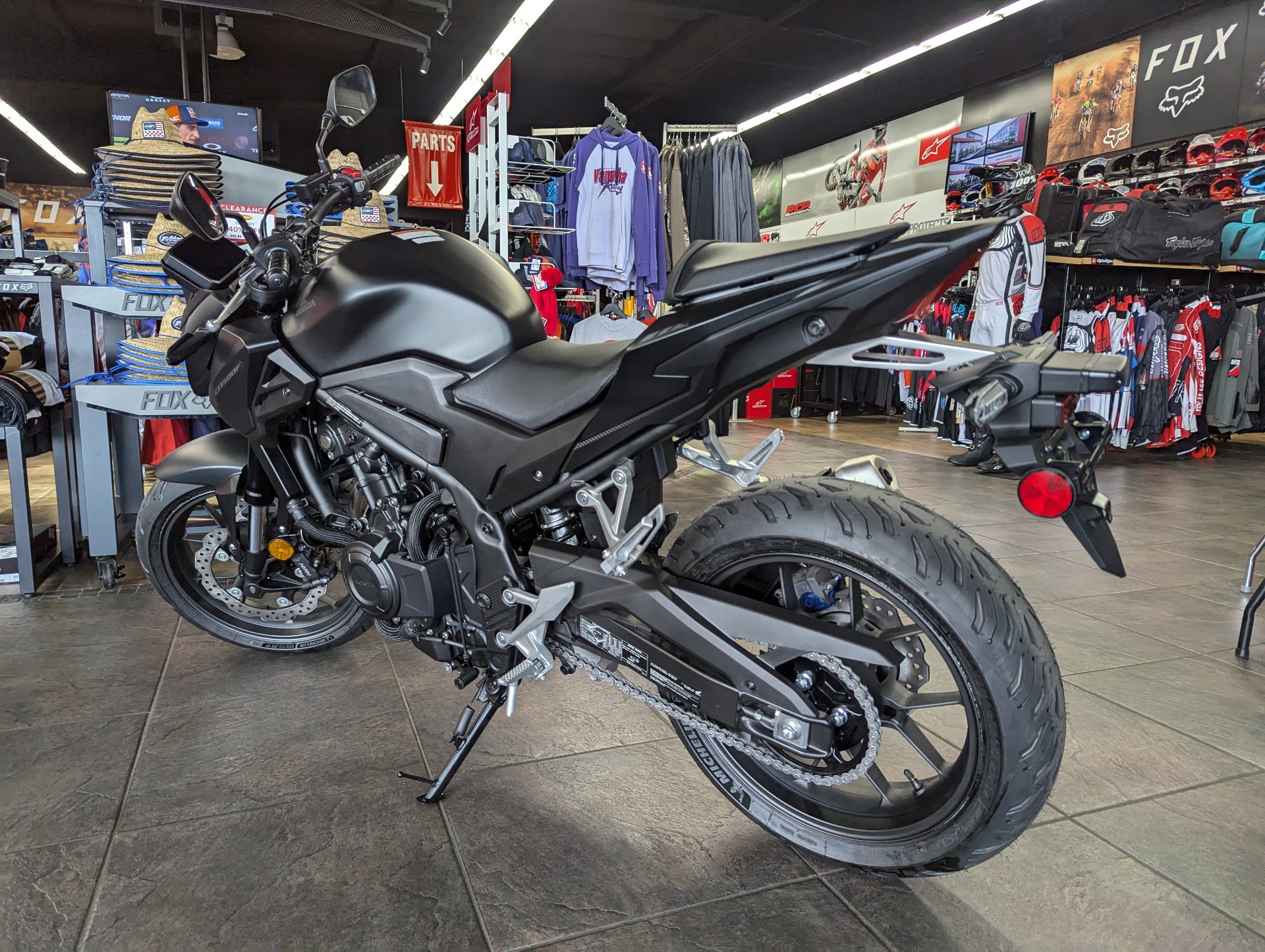 2024 Honda CB500F ABS in Sacramento, California - Photo 3