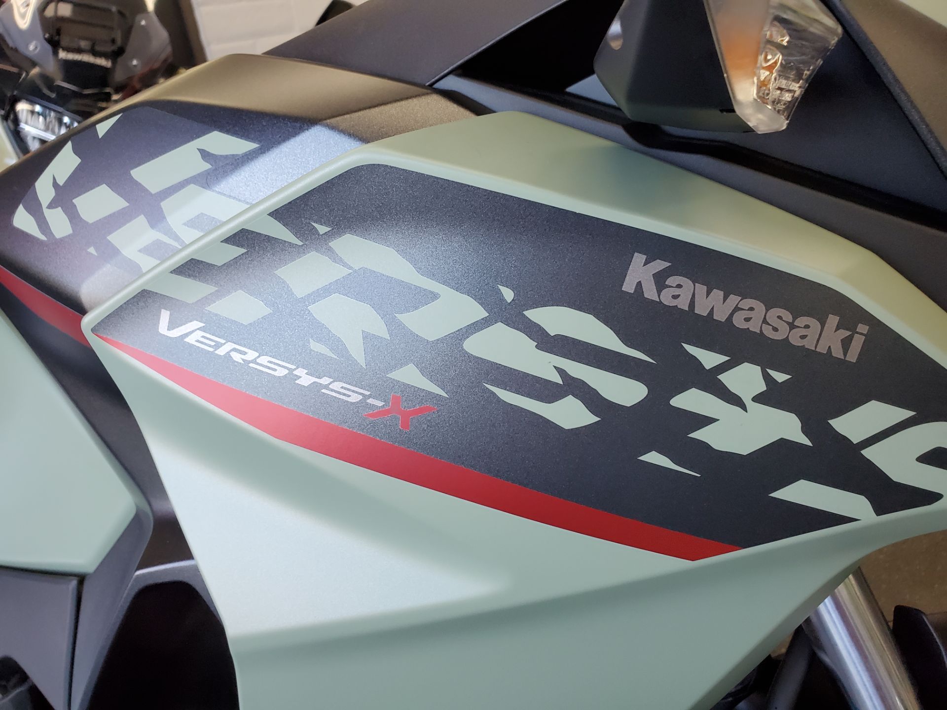 2023 Kawasaki Versys-X 300 in Sacramento, California - Photo 5