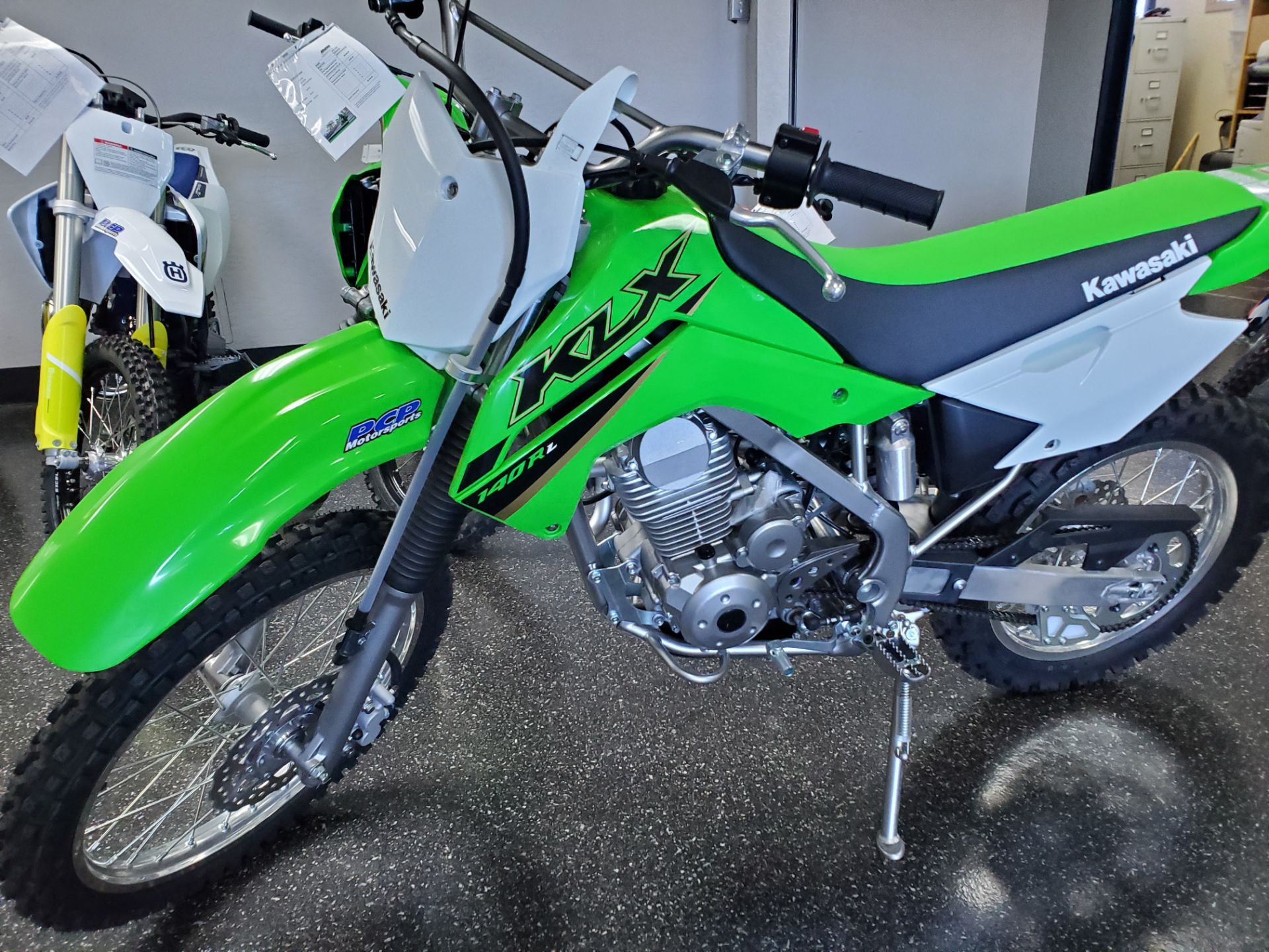 2022 Kawasaki KLX 140R L in Sacramento, California - Photo 3