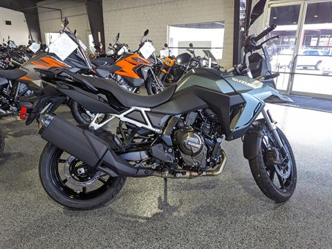 2024 Suzuki V-Strom 800 in Sacramento, California - Photo 2