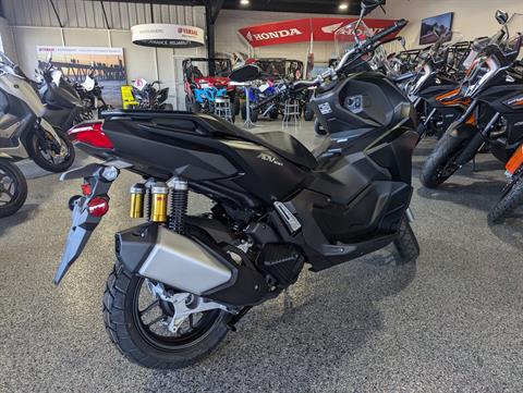 2025 Honda ADV160 in Sacramento, California - Photo 4