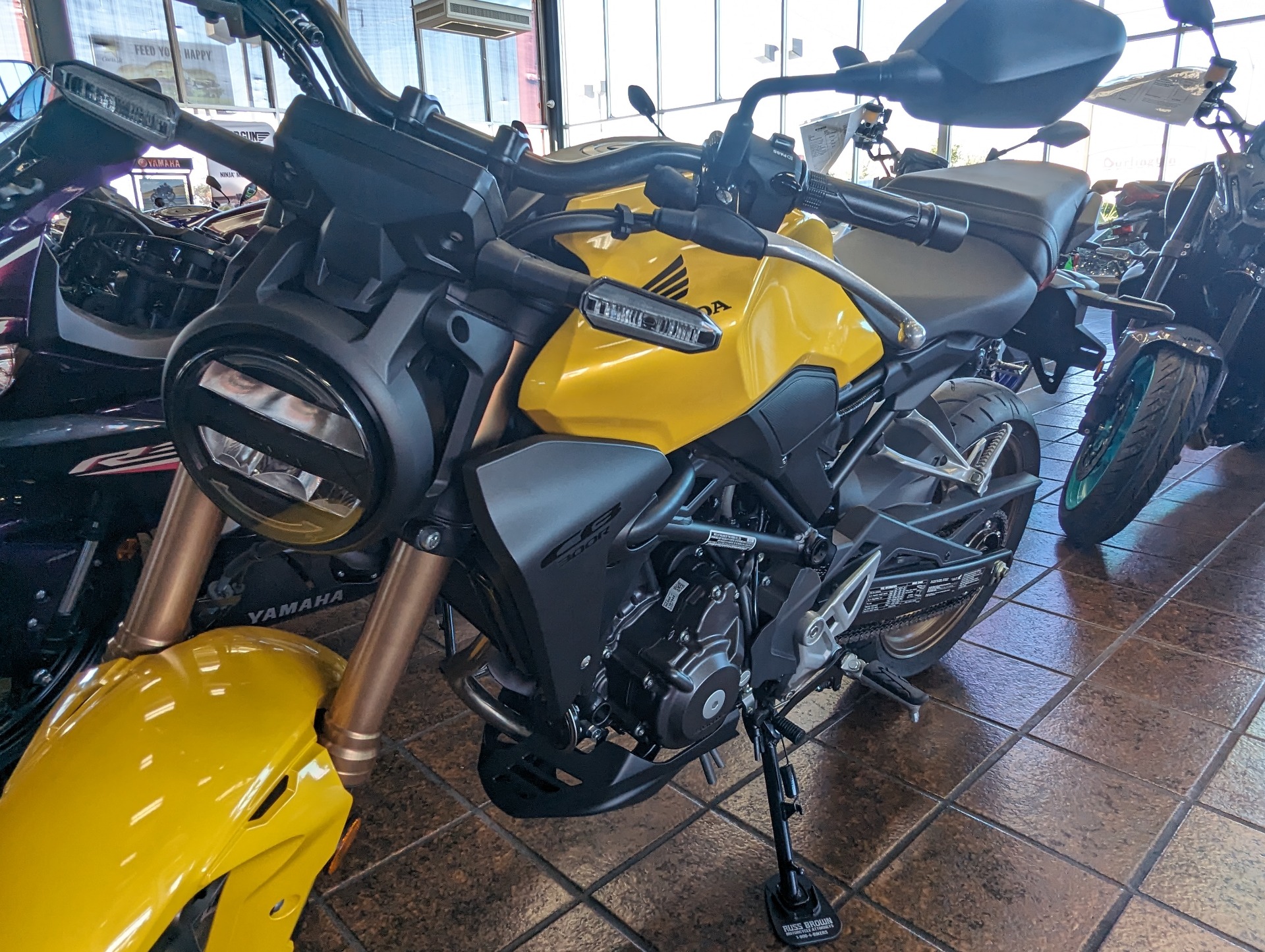 2024 Honda CB300R ABS in Sacramento, California - Photo 3