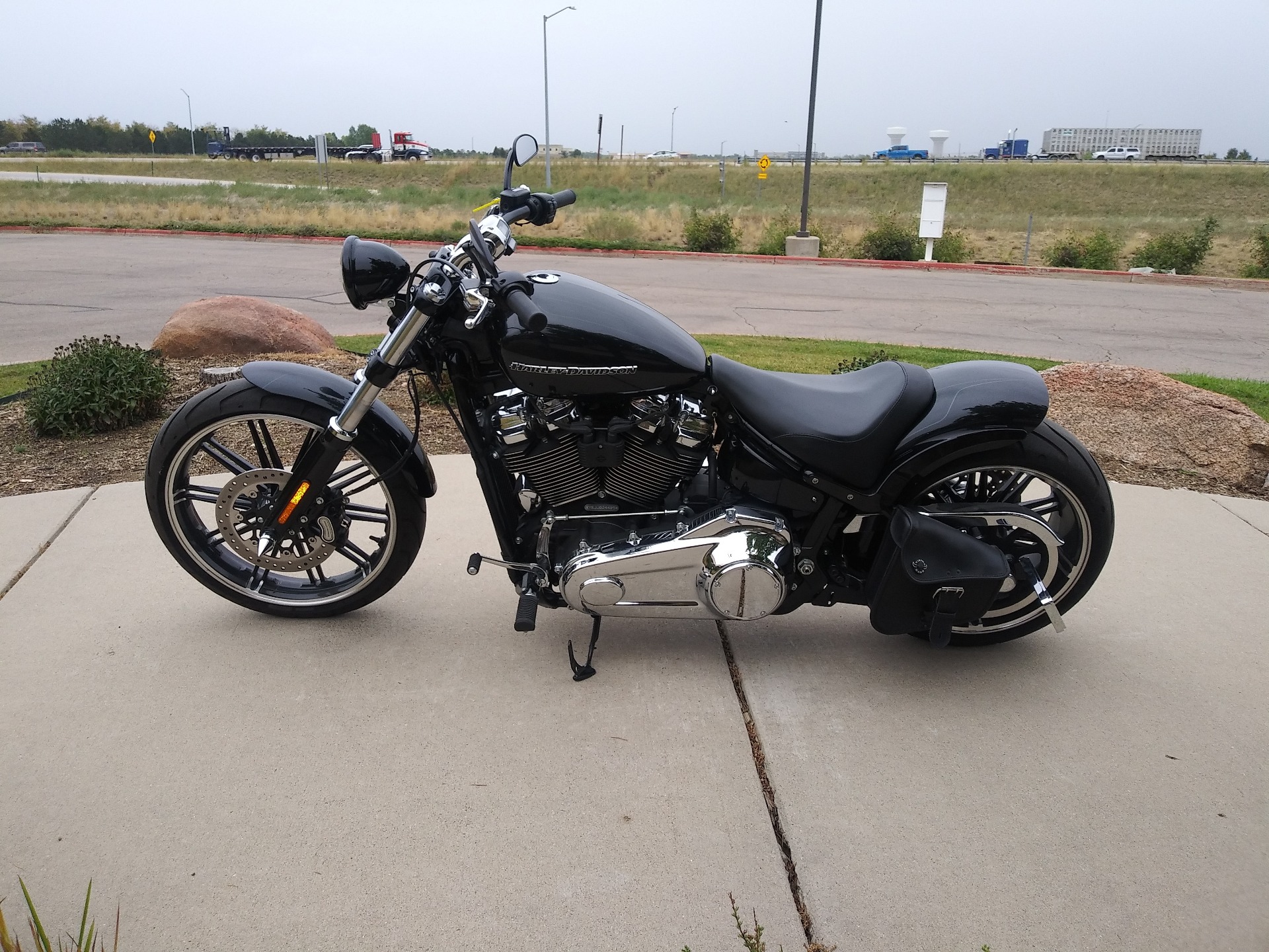 2018 Harley-Davidson Breakout® 107 in Loveland, Colorado - Photo 2