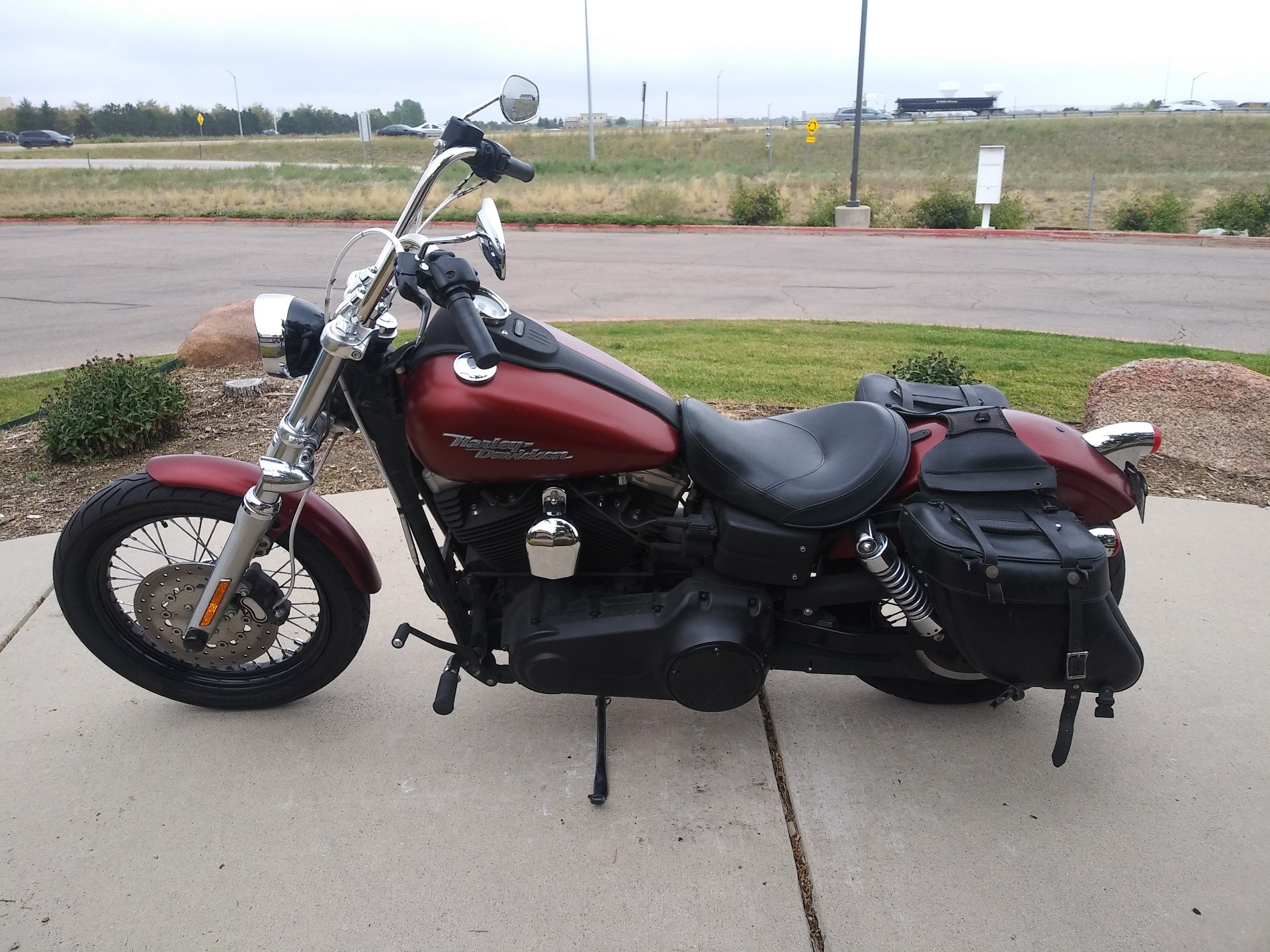 2009 Harley-Davidson Dyna® Street Bob® in Loveland, Colorado - Photo 2