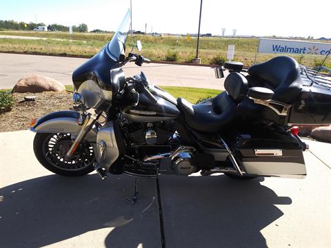 2012 Harley-Davidson Electra Glide® Ultra Limited in Loveland, Colorado - Photo 2