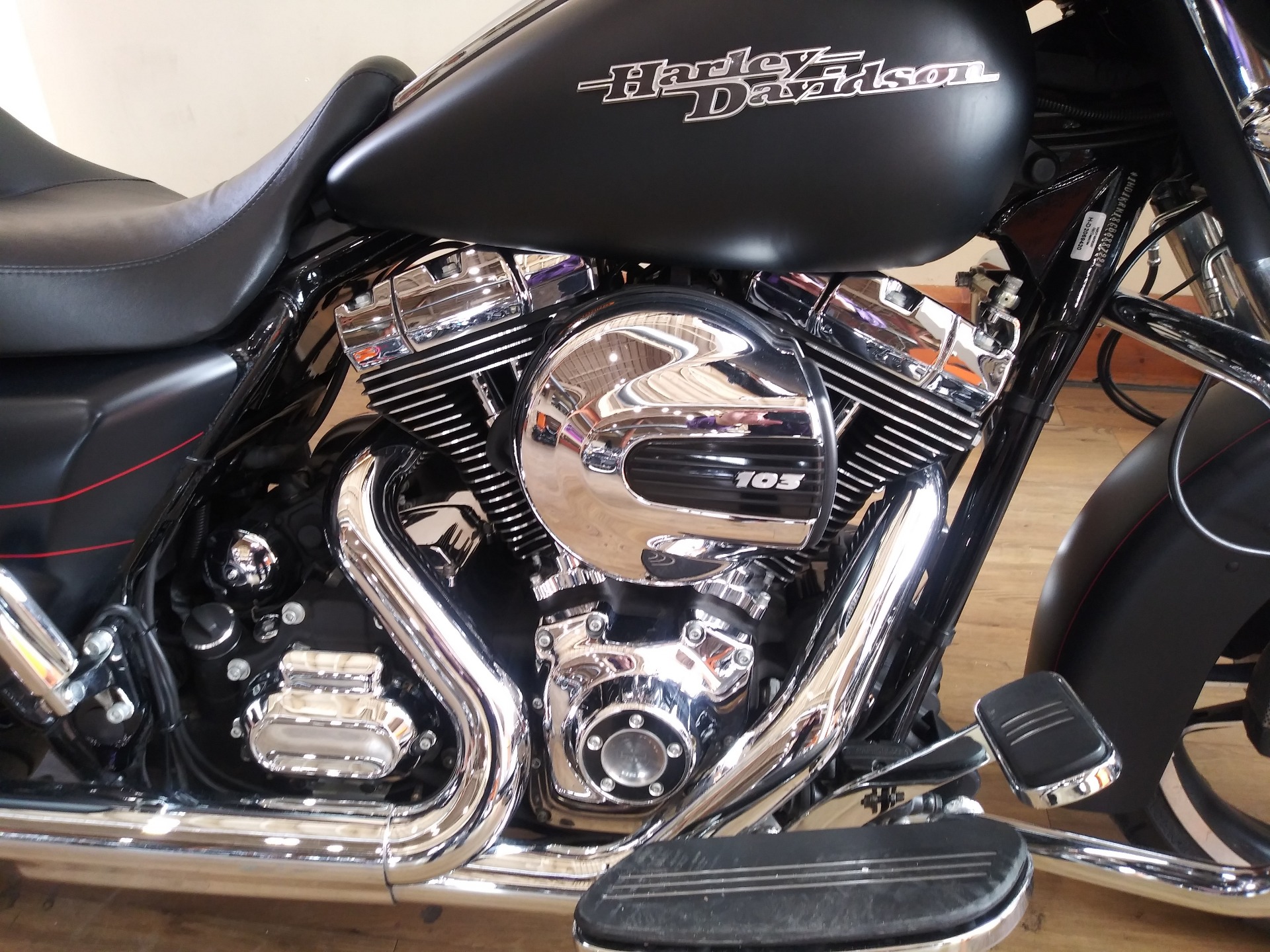 2016 Harley-Davidson Street Glide® in Loveland, Colorado - Photo 2