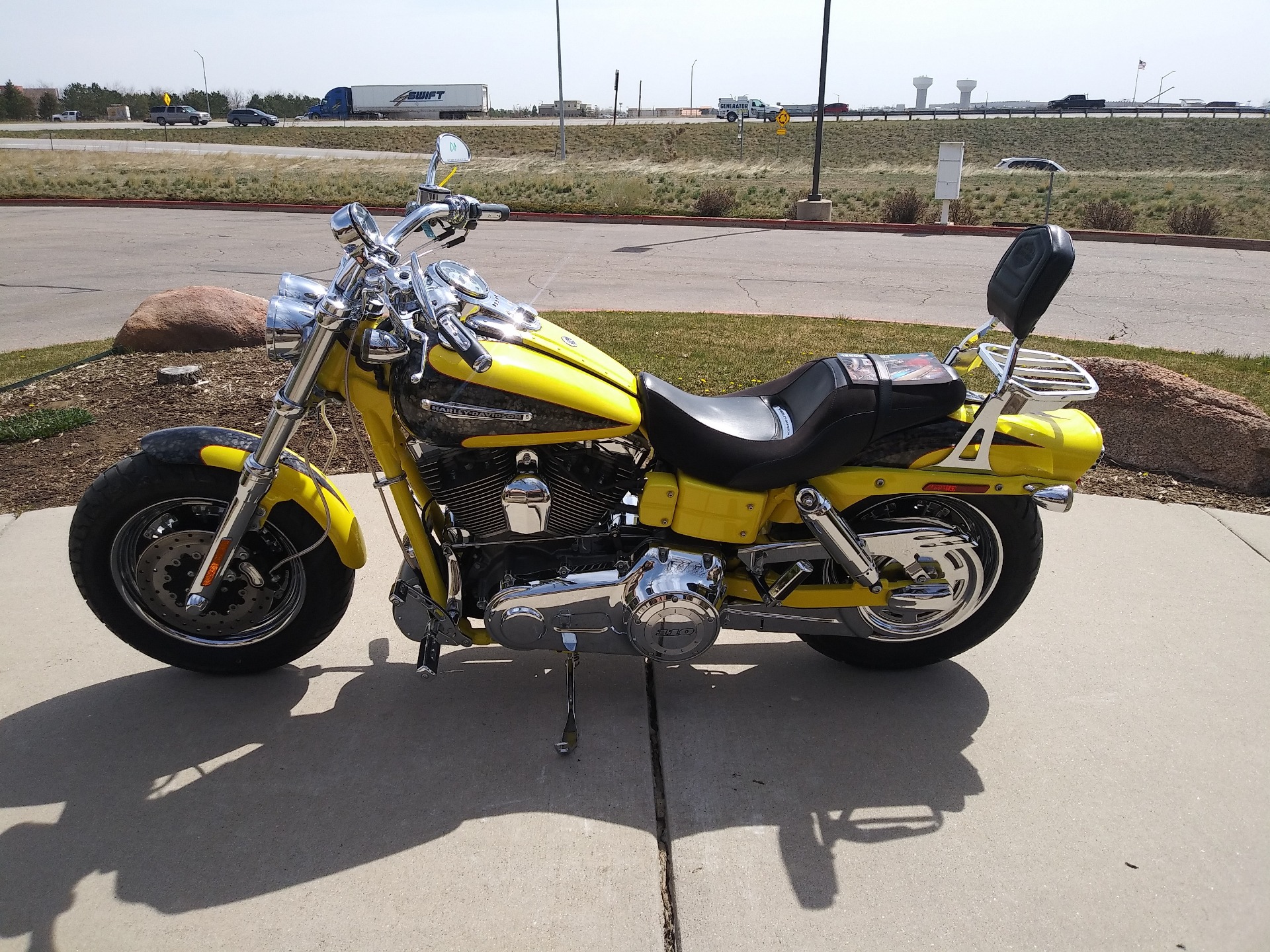 2009 Harley-Davidson CVO™ Dyna® Fat Bob® in Loveland, Colorado - Photo 2