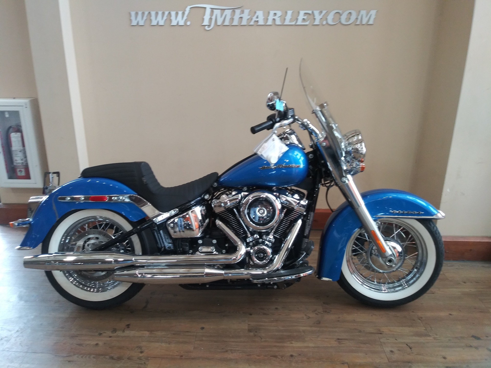 2018 Harley-Davidson Softail® Deluxe 107 in Loveland, Colorado - Photo 1