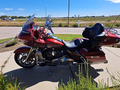 2016 Harley-Davidson CVO™ Road Glide™ Ultra in Loveland, Colorado - Photo 2