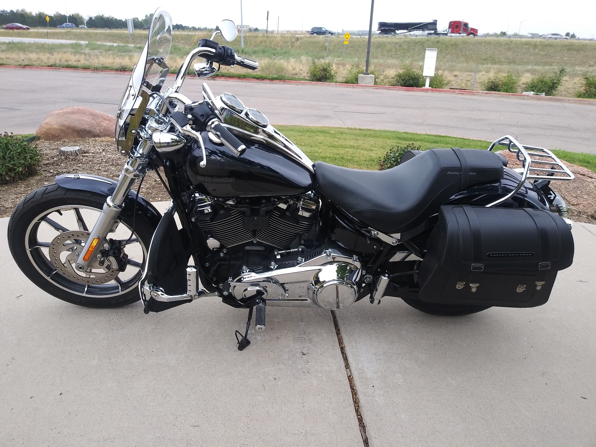 2019 Harley-Davidson Low Rider® in Loveland, Colorado - Photo 2