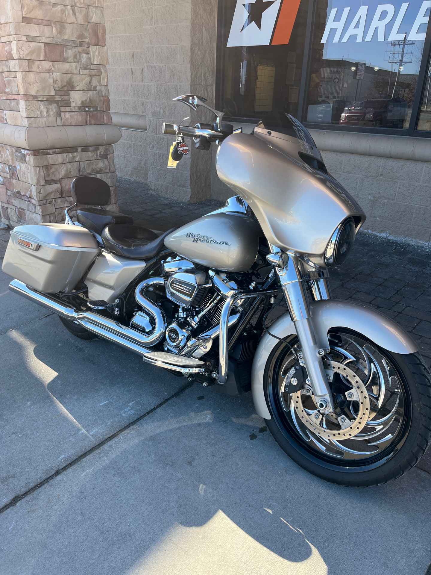 2018 Harley-Davidson Street Glide® in Omaha, Nebraska - Photo 2