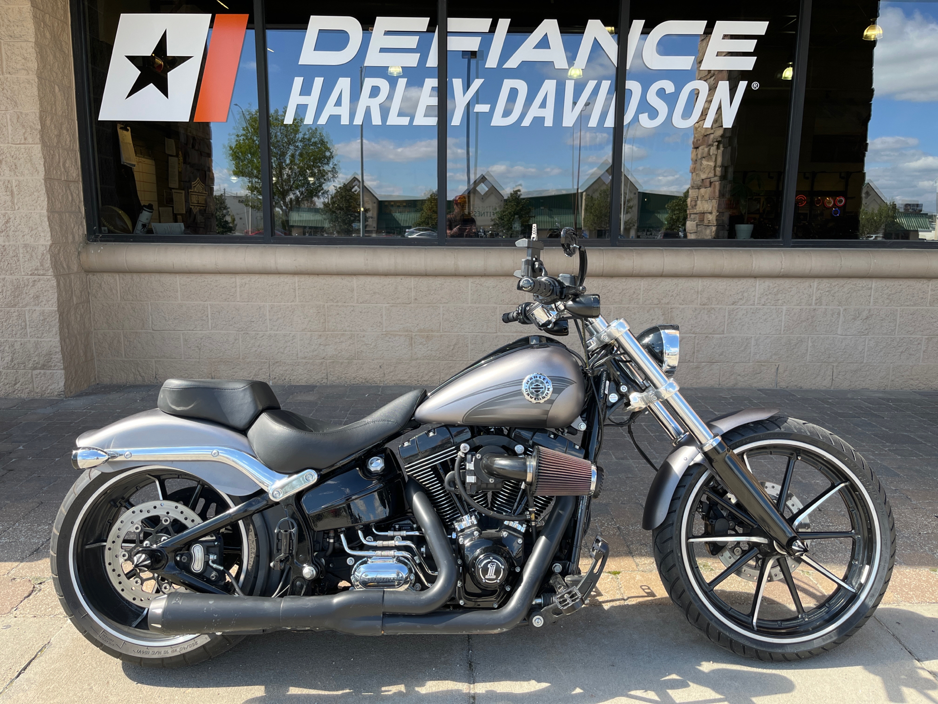 2016 Harley-Davidson Breakout® in Omaha, Nebraska - Photo 1