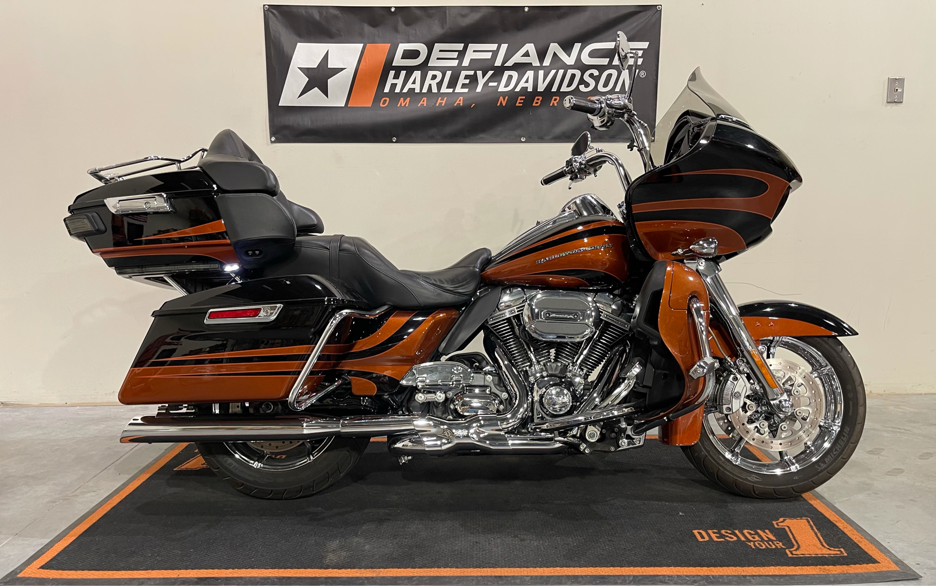 Used 2015 Harley Davidson Cvo Road Glide Ultra Carbon Dust Autumn Sunset Motorcycles In Omaha Ne U 11391