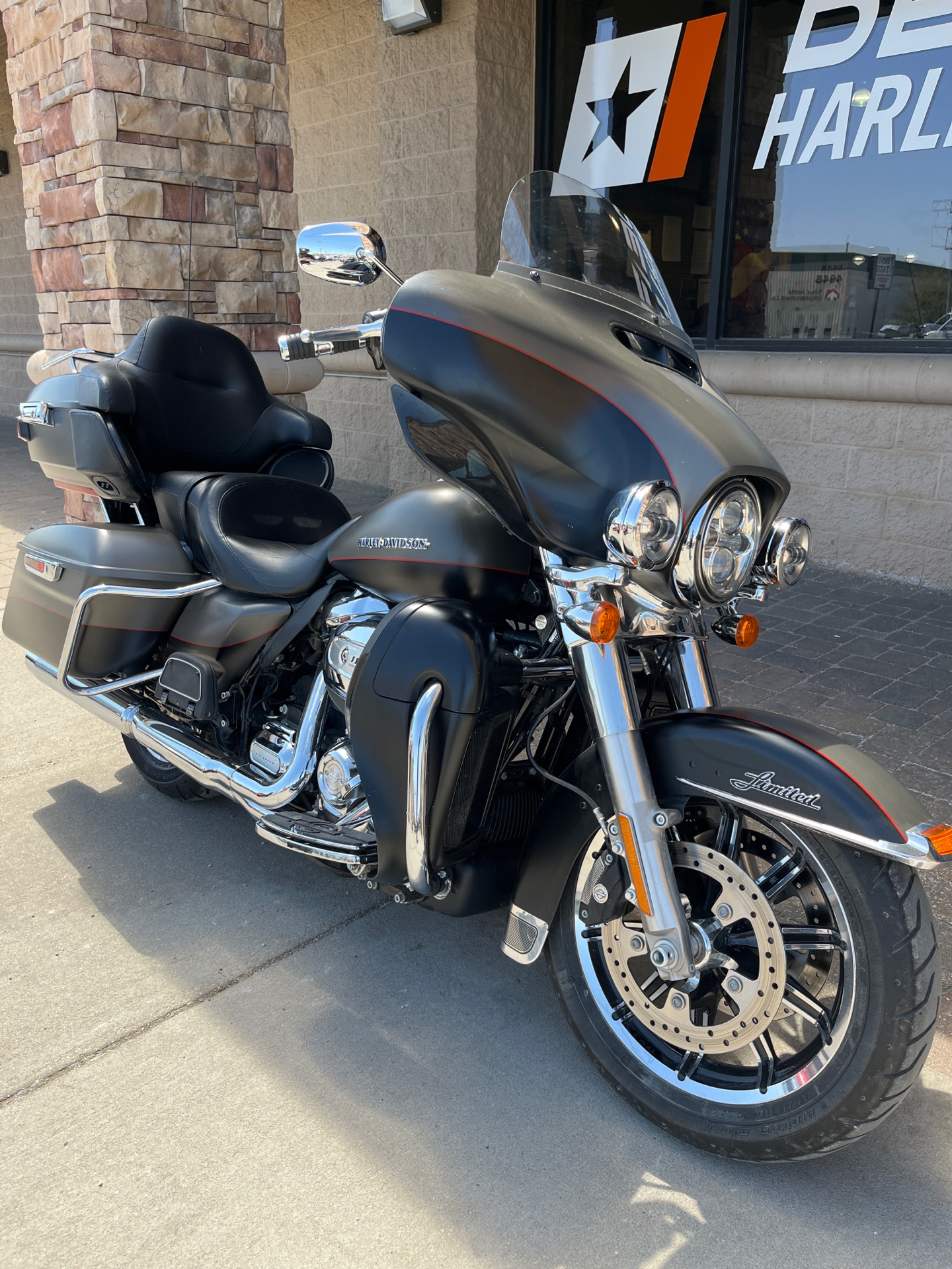 2019 Harley-Davidson Ultra Limited in Omaha, Nebraska - Photo 2