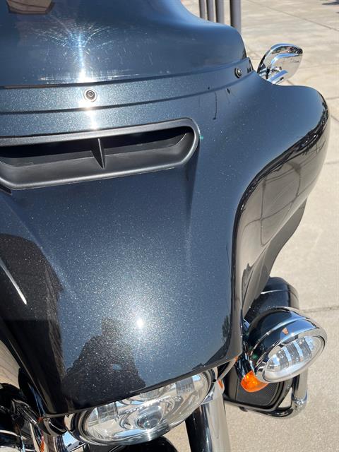 2018 Harley-Davidson Tri Glide® Ultra in Omaha, Nebraska - Photo 8