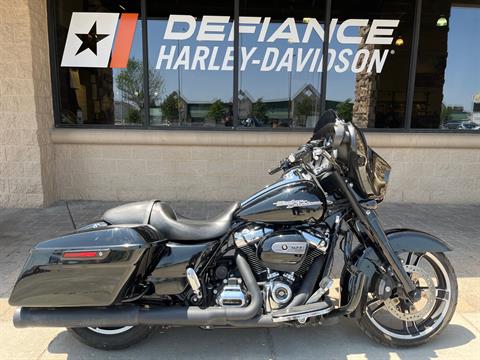 2017 Harley-Davidson Street Glide® in Omaha, Nebraska - Photo 1