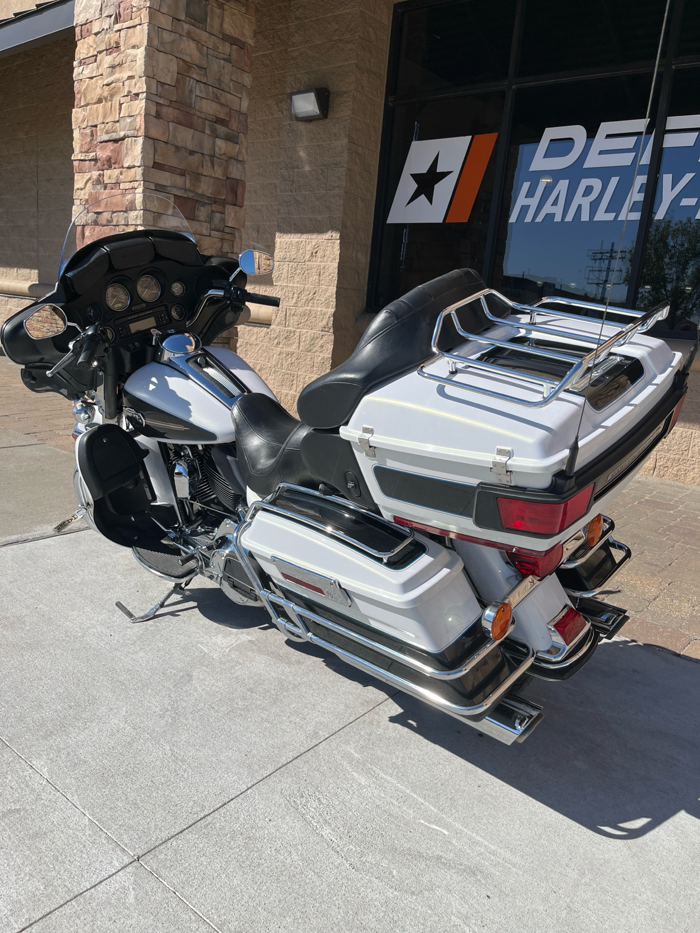 2008 Harley-Davidson Ultra Classic® Electra Glide® in Omaha, Nebraska - Photo 4