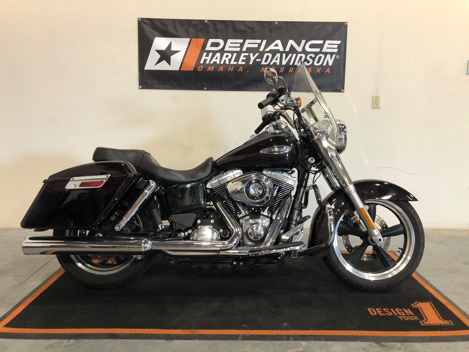 Used 2014 Harley-Davidson Dyna® Switchback™ Blackened Cayenne Sunglo