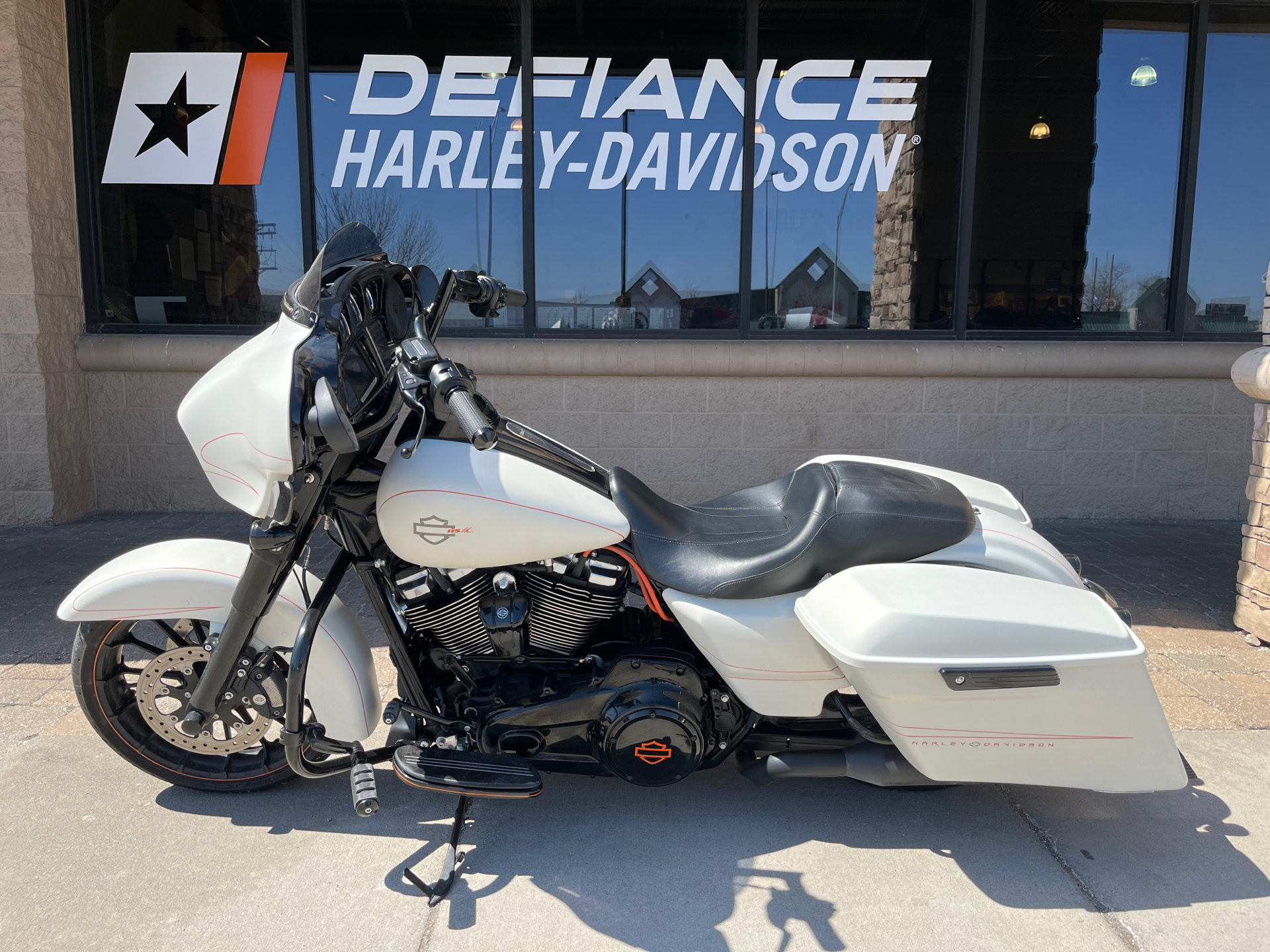 2018 Harley-Davidson Street Glide® Special in Omaha, Nebraska - Photo 3
