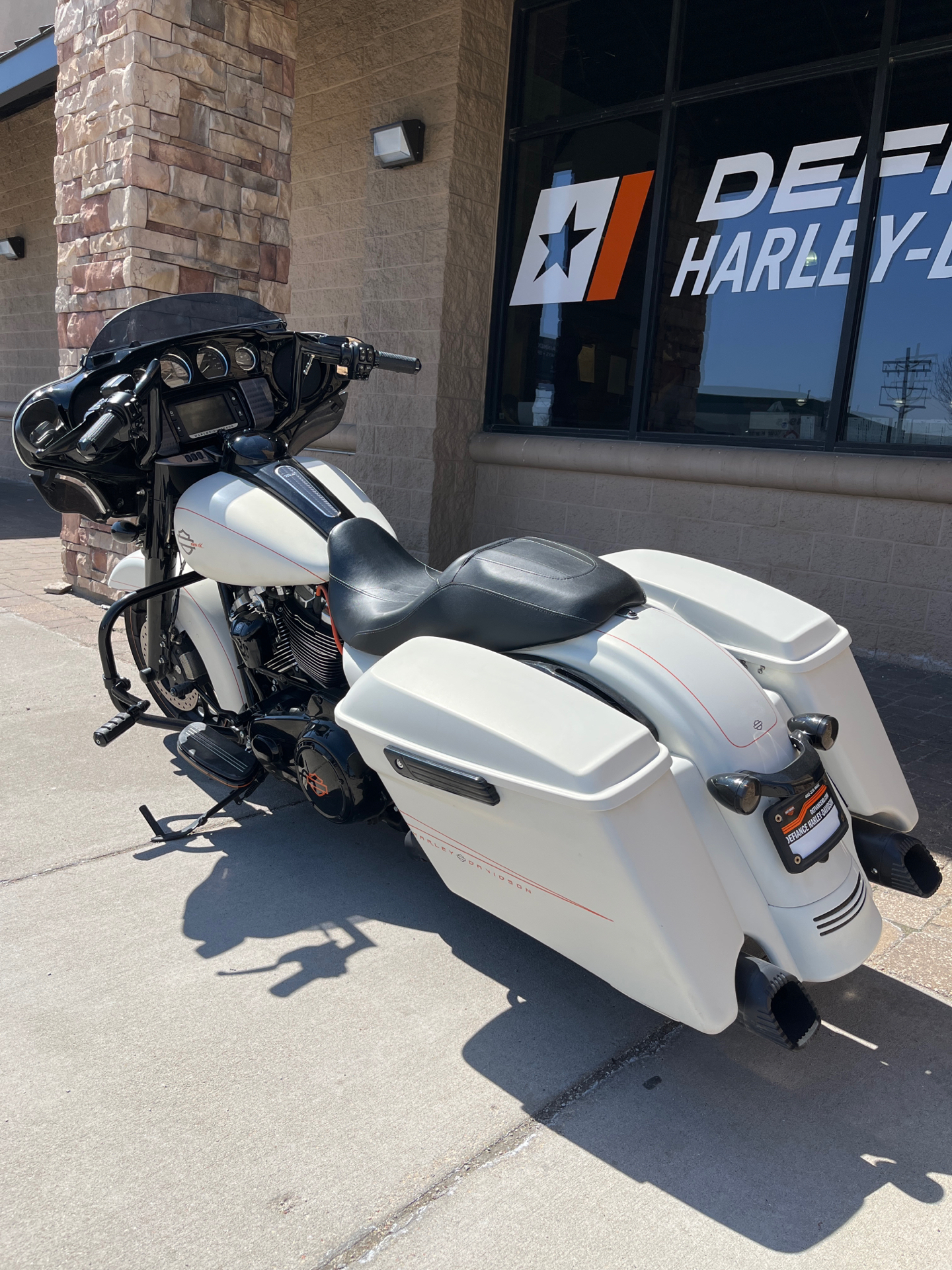 2018 Harley-Davidson Street Glide® Special in Omaha, Nebraska - Photo 4