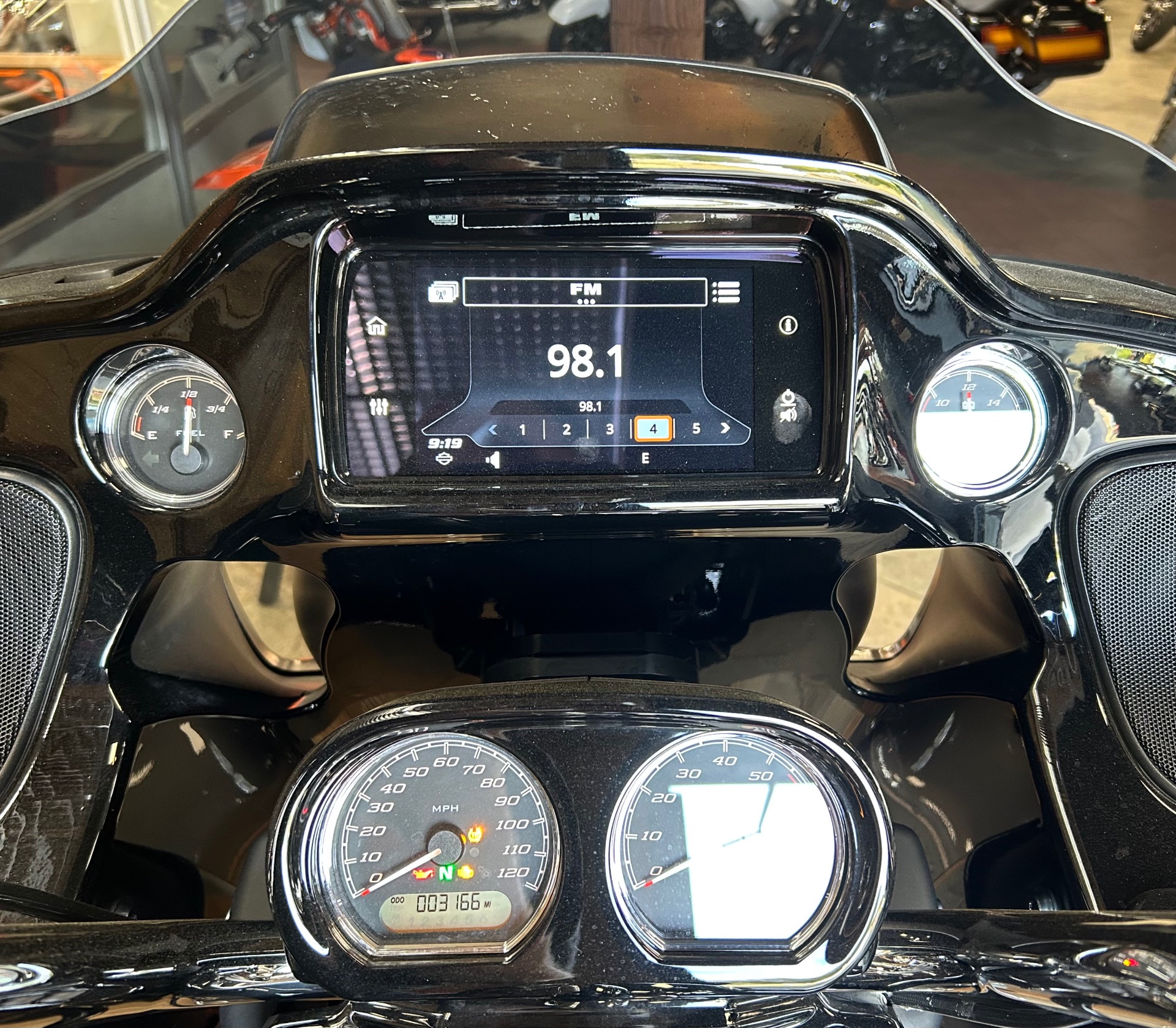 2023 Harley-Davidson Road Glide 3 in Harrisburg, Pennsylvania - Photo 4