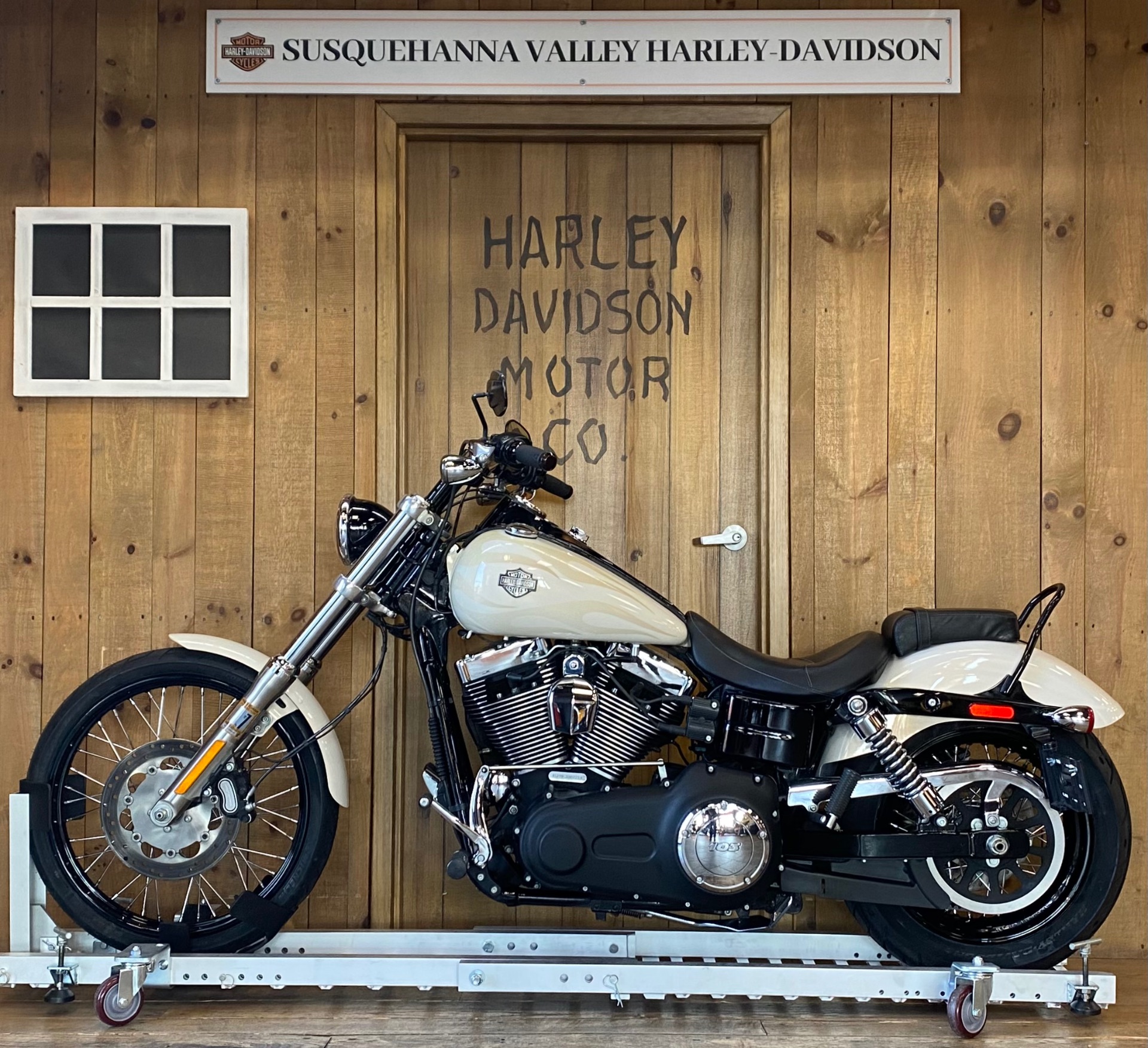 2015 Harley-Davidson Wide Glide in Harrisburg, Pennsylvania - Photo 4