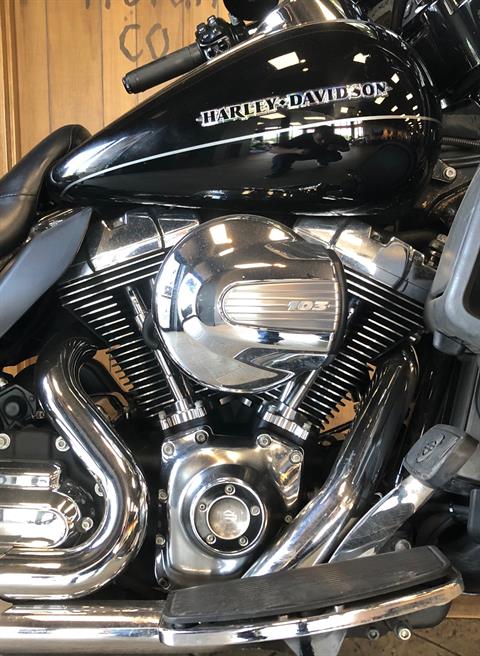 2015 Harley-Davidson Limited Low in Harrisburg, Pennsylvania - Photo 2