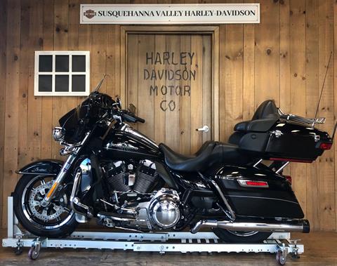 2015 Harley-Davidson Limited Low in Harrisburg, Pennsylvania - Photo 4