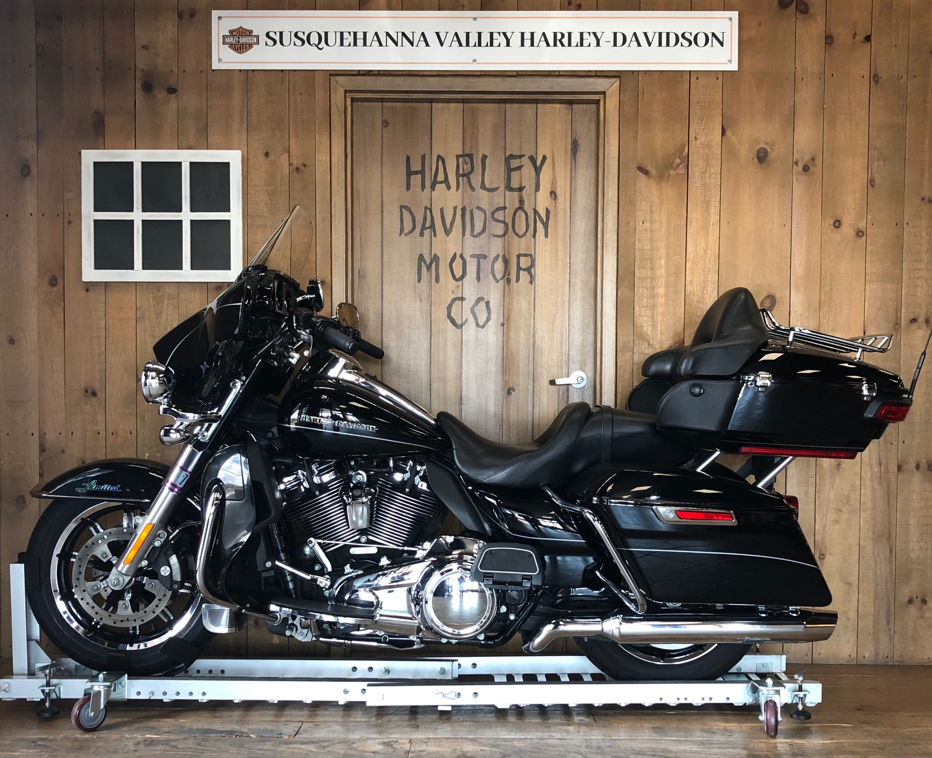 2017 Harley-Davidson Ultra limited in Harrisburg, Pennsylvania - Photo 4