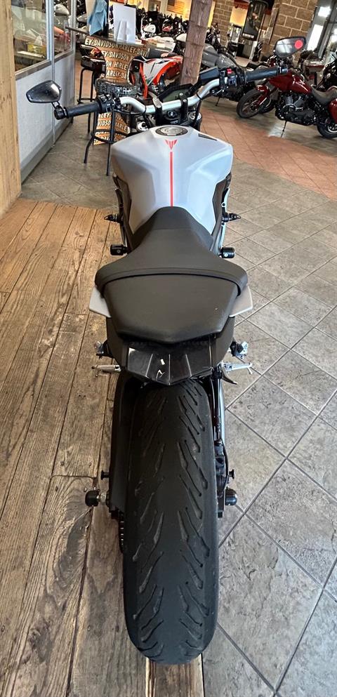 2019 Yamaha MT-09 in Harrisburg, Pennsylvania - Photo 5