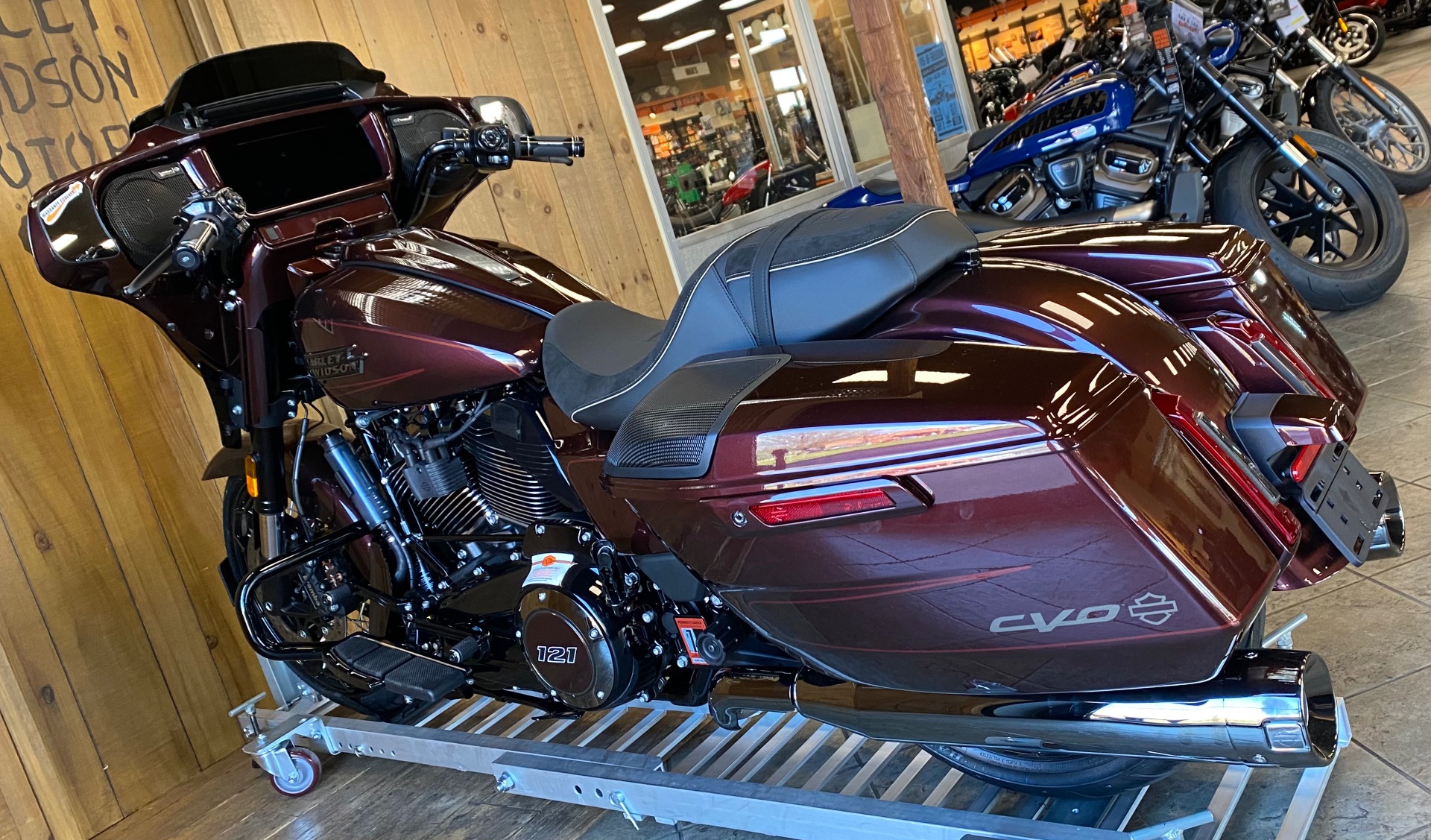 2024 Harley-Davidson CVO™ Street Glide® in Harrisburg, Pennsylvania - Photo 8