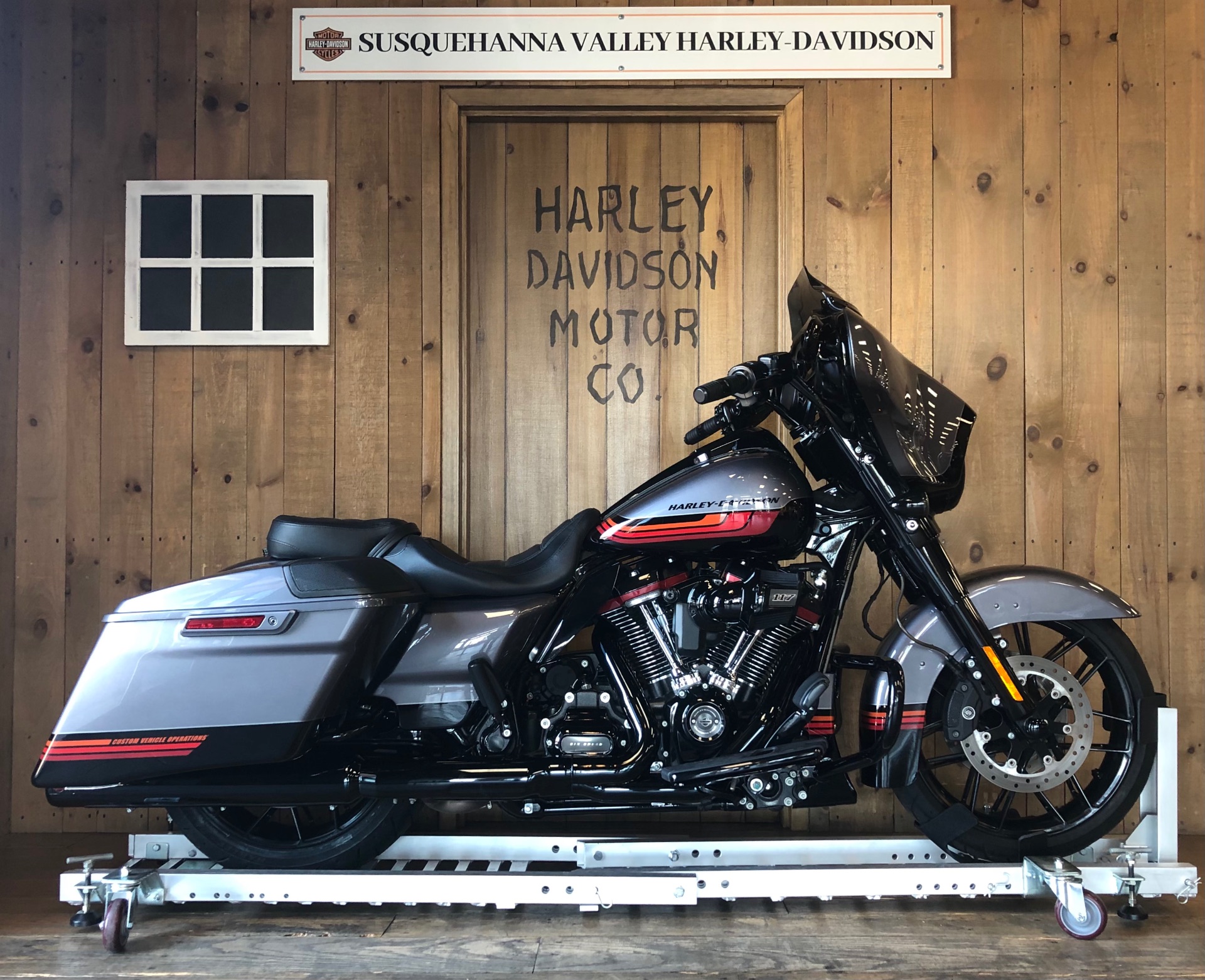 2020 Harley-Davidson CVO Street Glide in Harrisburg, Pennsylvania - Photo 1
