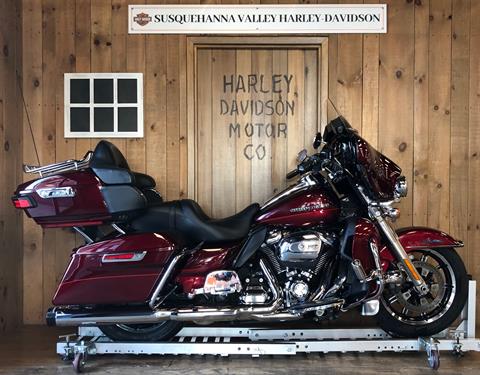 2017 Harley-Davidson Limited in Harrisburg, Pennsylvania - Photo 1