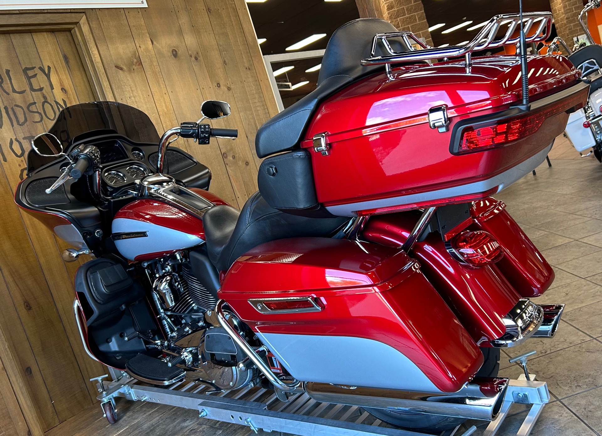 2019 Harley-Davidson Road Glide® Ultra in Harrisburg, Pennsylvania - Photo 5