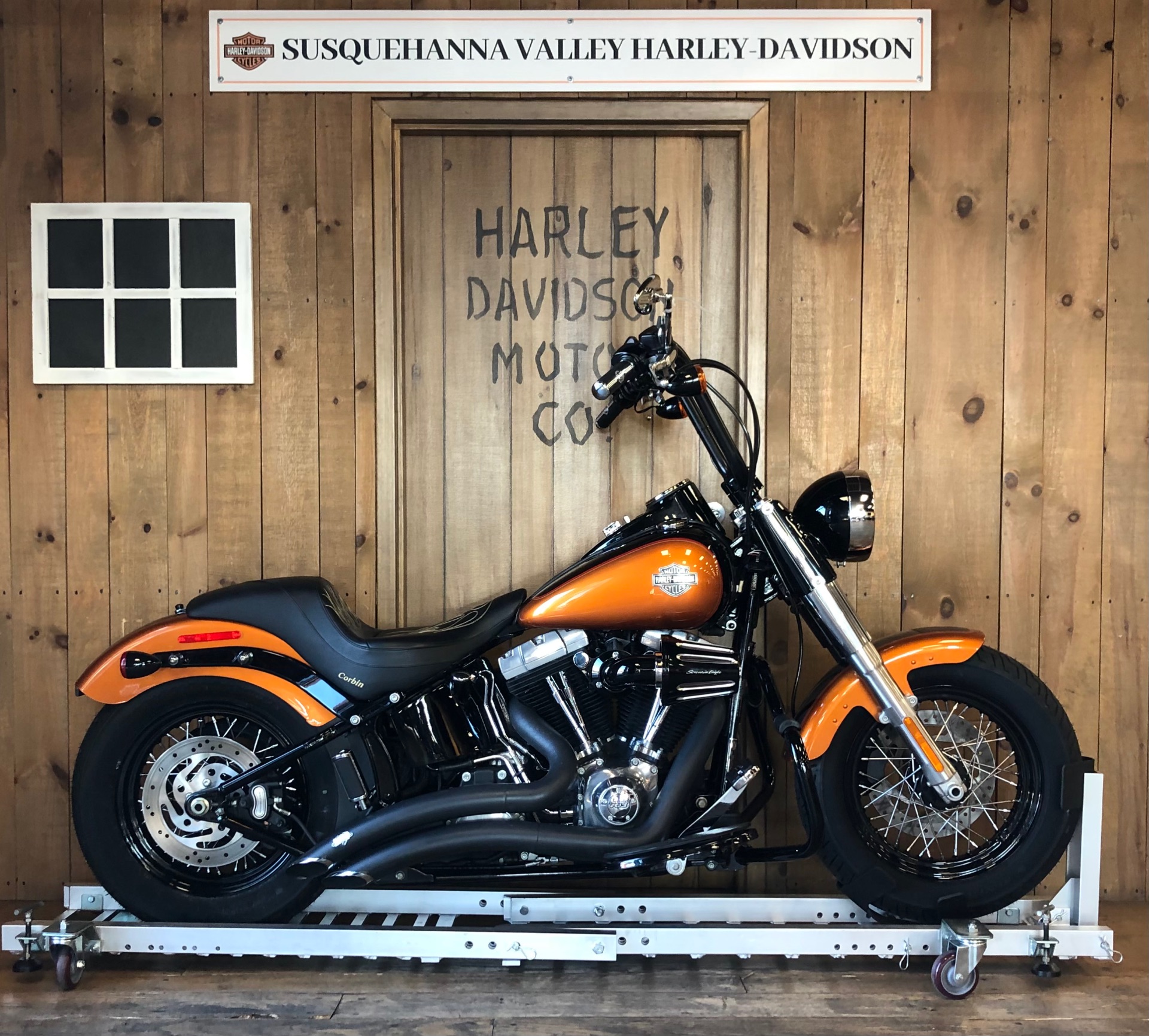 2015 Harley-Davidson Slim in Harrisburg, Pennsylvania - Photo 1