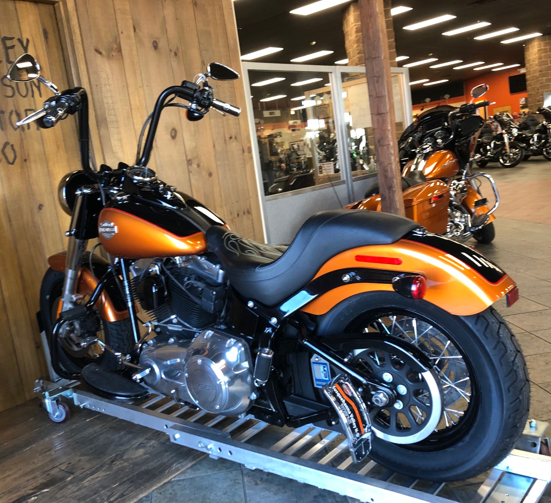 2015 Harley-Davidson Slim in Harrisburg, Pennsylvania - Photo 7