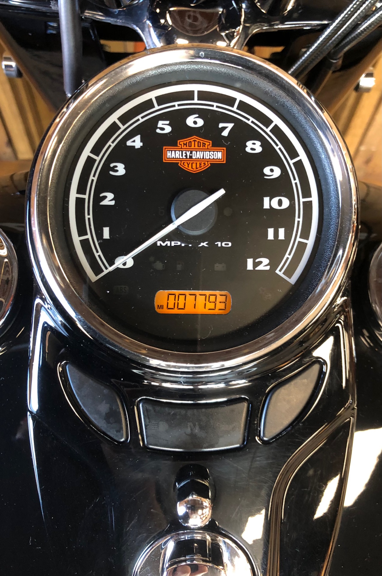 2015 Harley-Davidson Slim in Harrisburg, Pennsylvania - Photo 10